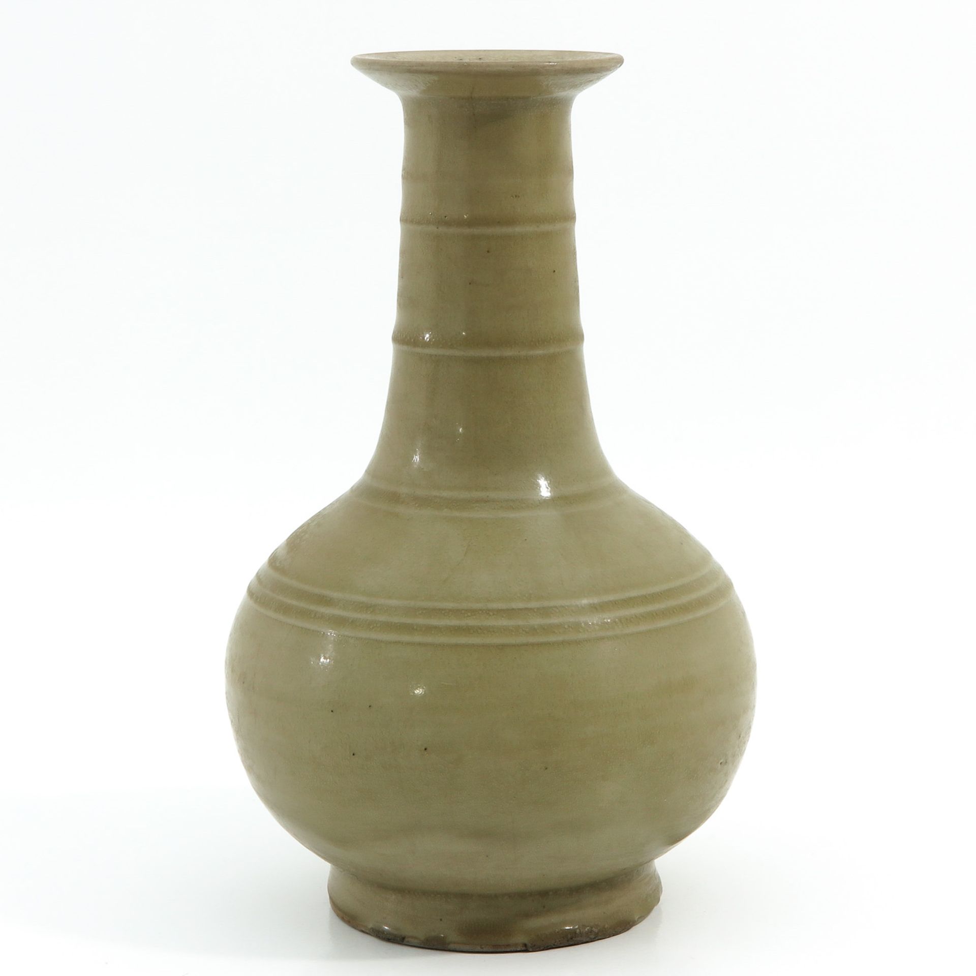 A Cream Glazed Vase