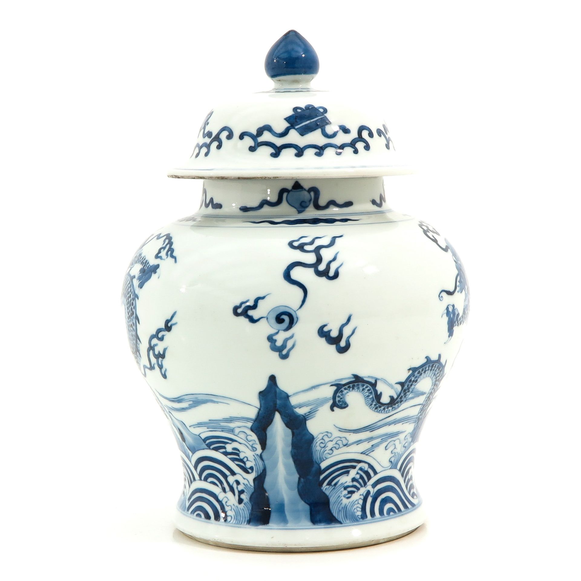A Blue and White Vase with Cover - Bild 2 aus 10