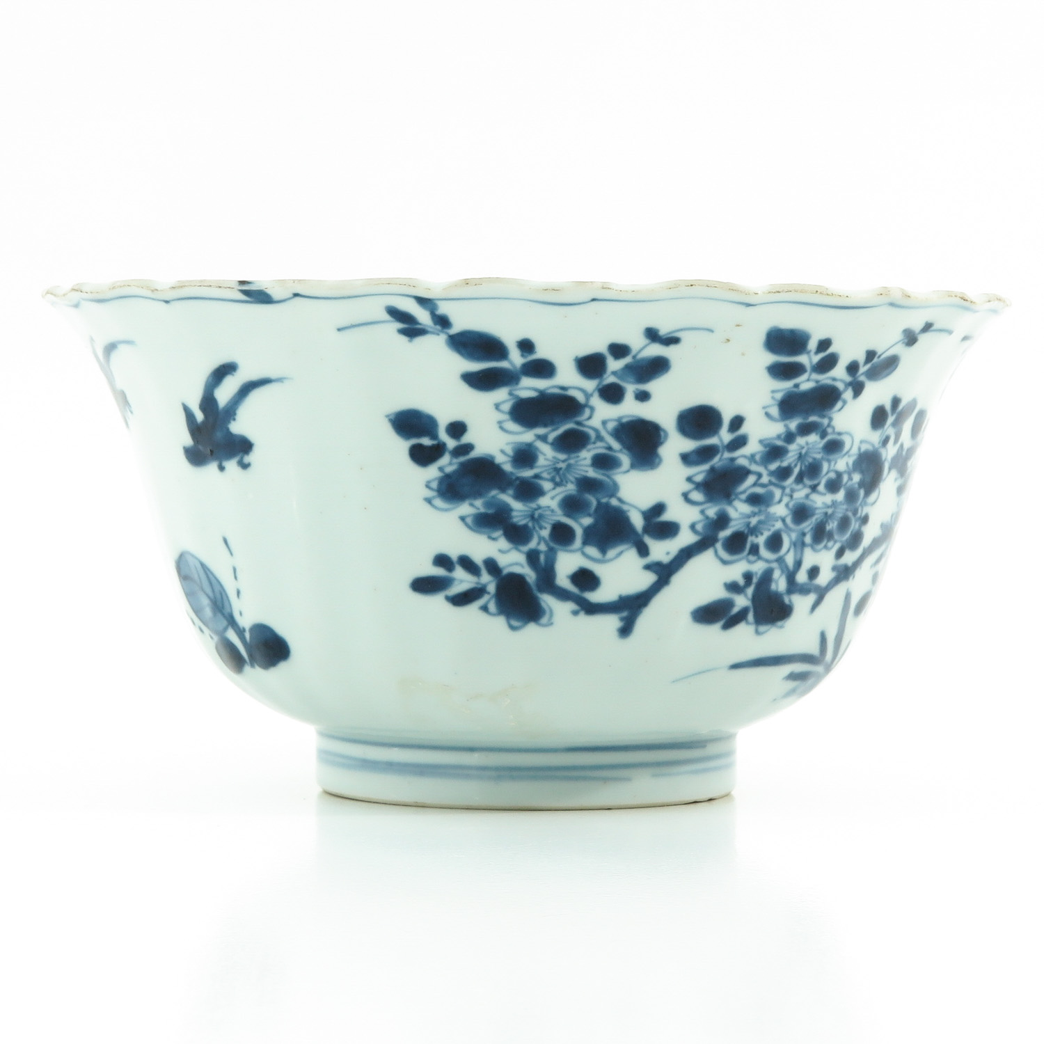 A Blue and White Bowl - Image 4 of 10