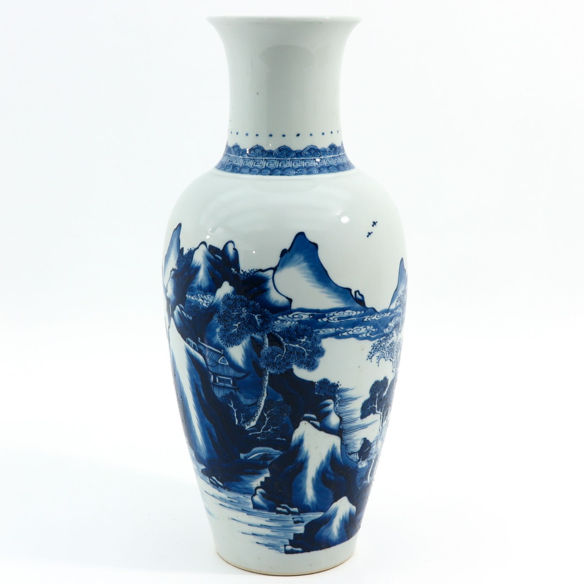 A Blue and White Vase - Image 2 of 10