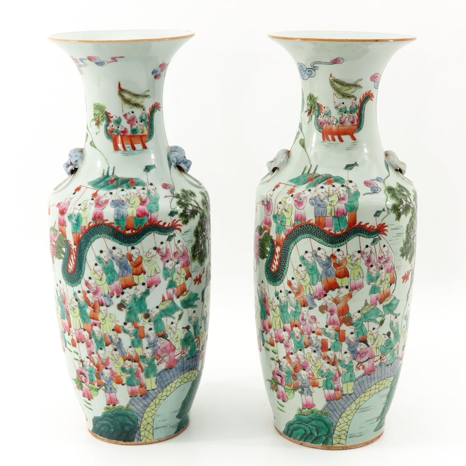 2 Famille Rose Vases