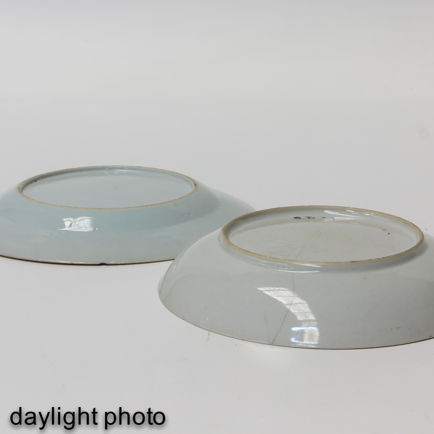 A Lot of 2 Mandarin Decor Plates - Image 8 of 10