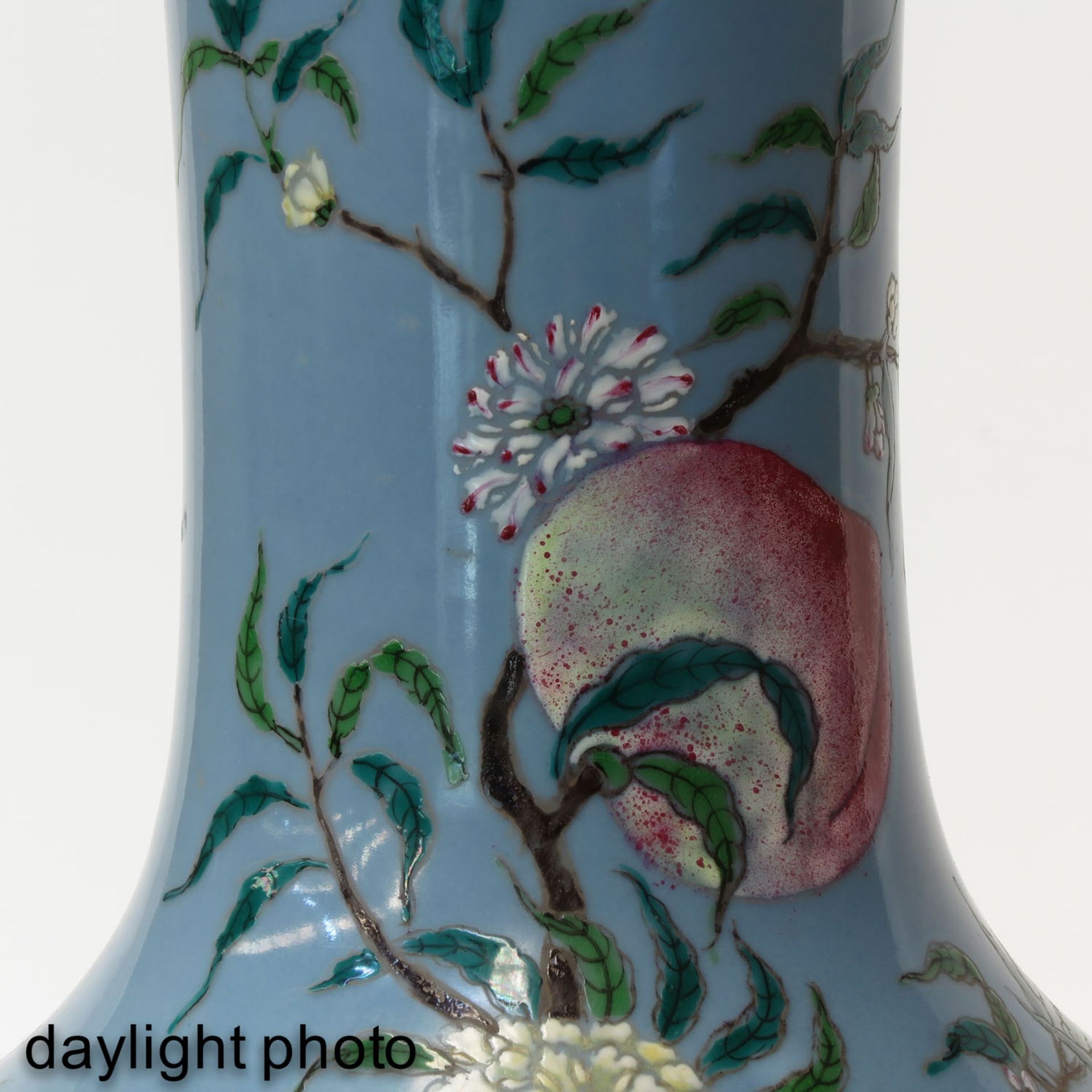 A Peach Decor Bottle Vase - Image 10 of 10