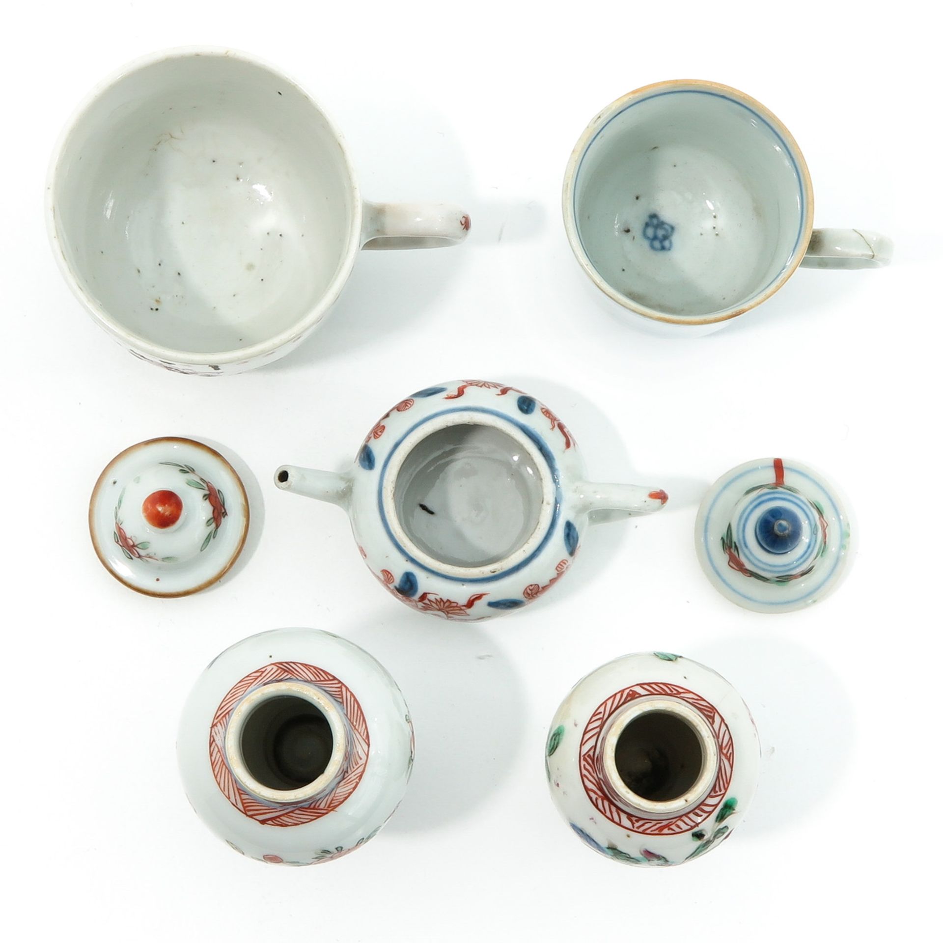 A Diverse Collection of Porcelain - Bild 5 aus 10