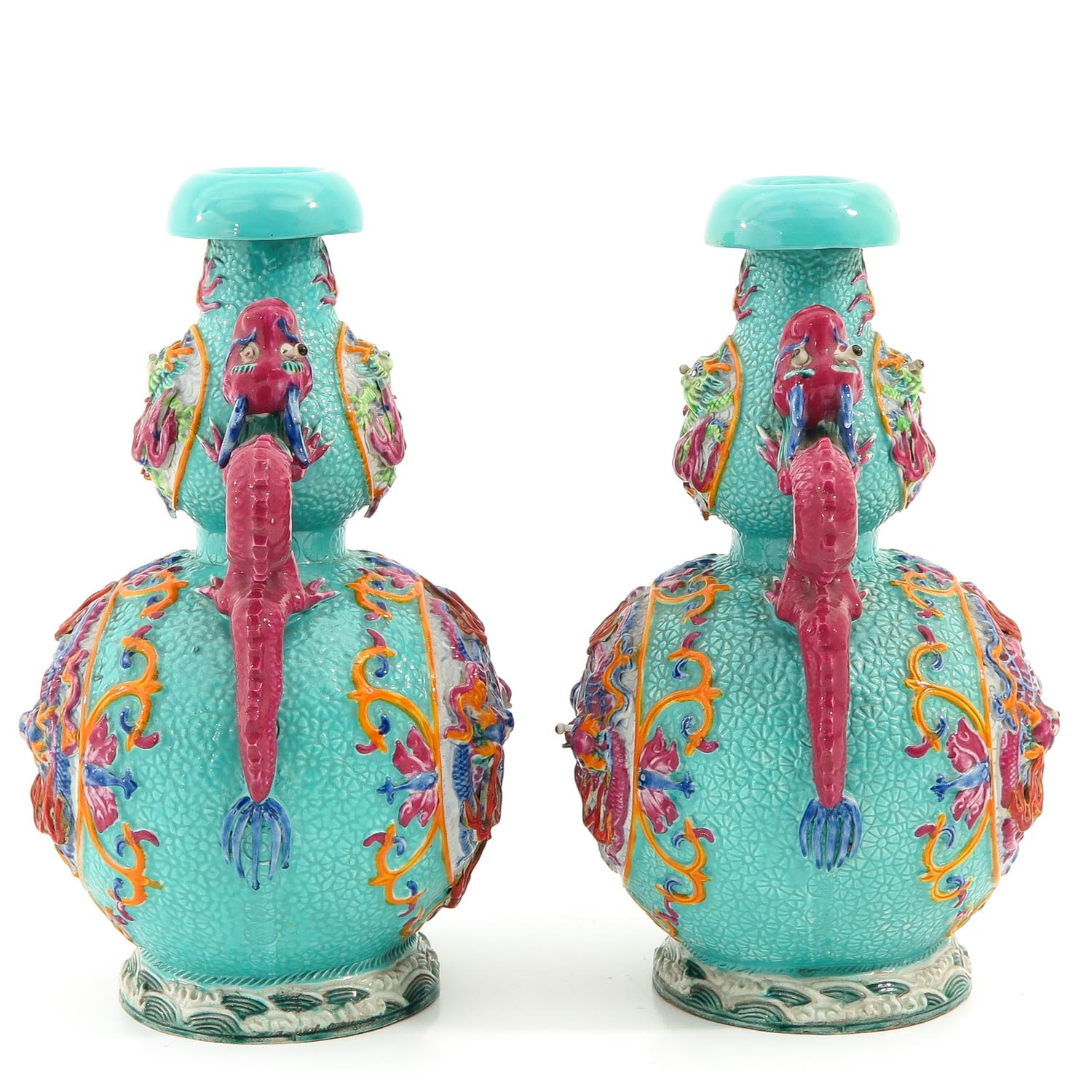 A Pair of Famille Rose Vases - Image 4 of 10