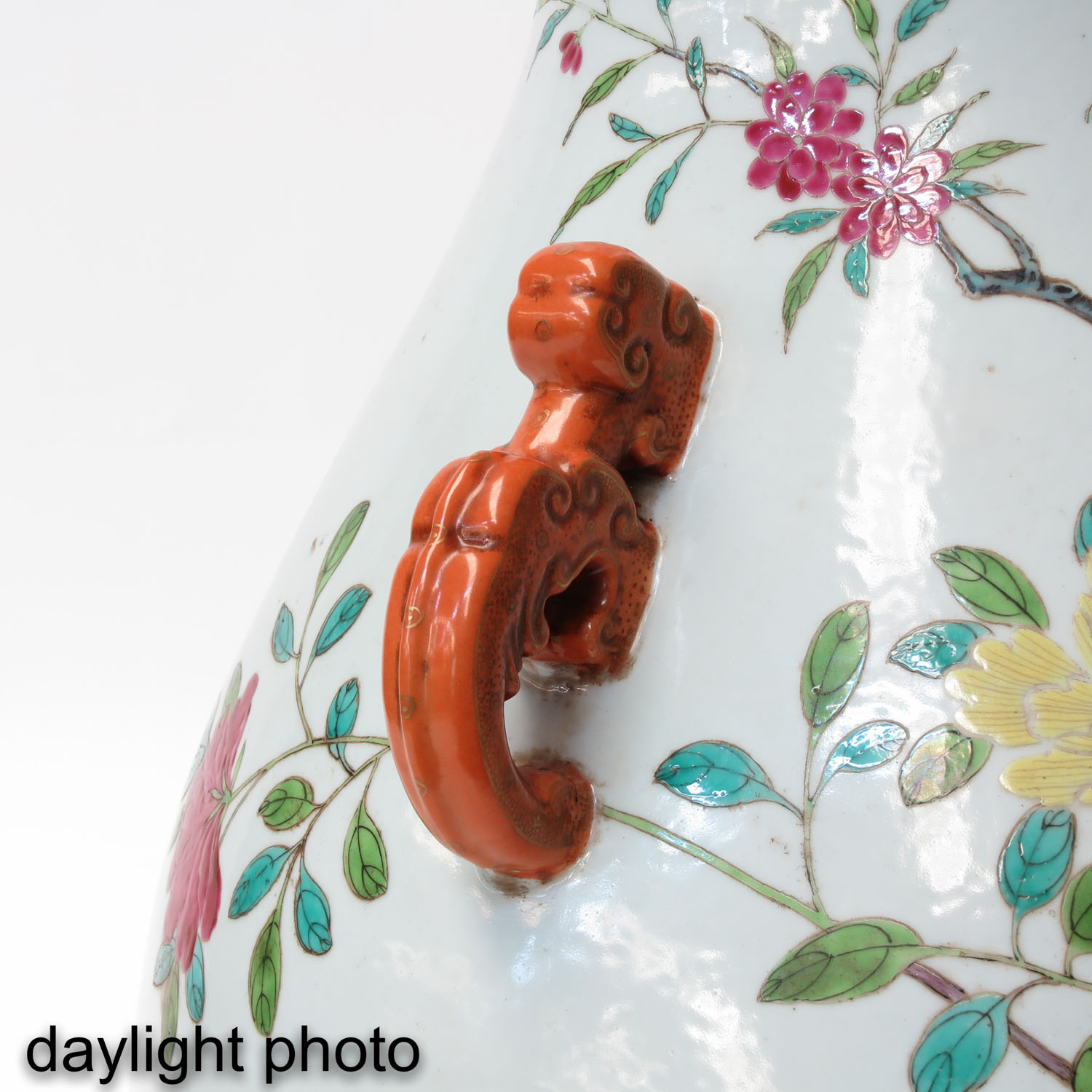 A Famille Rose Hu Vase - Image 9 of 10