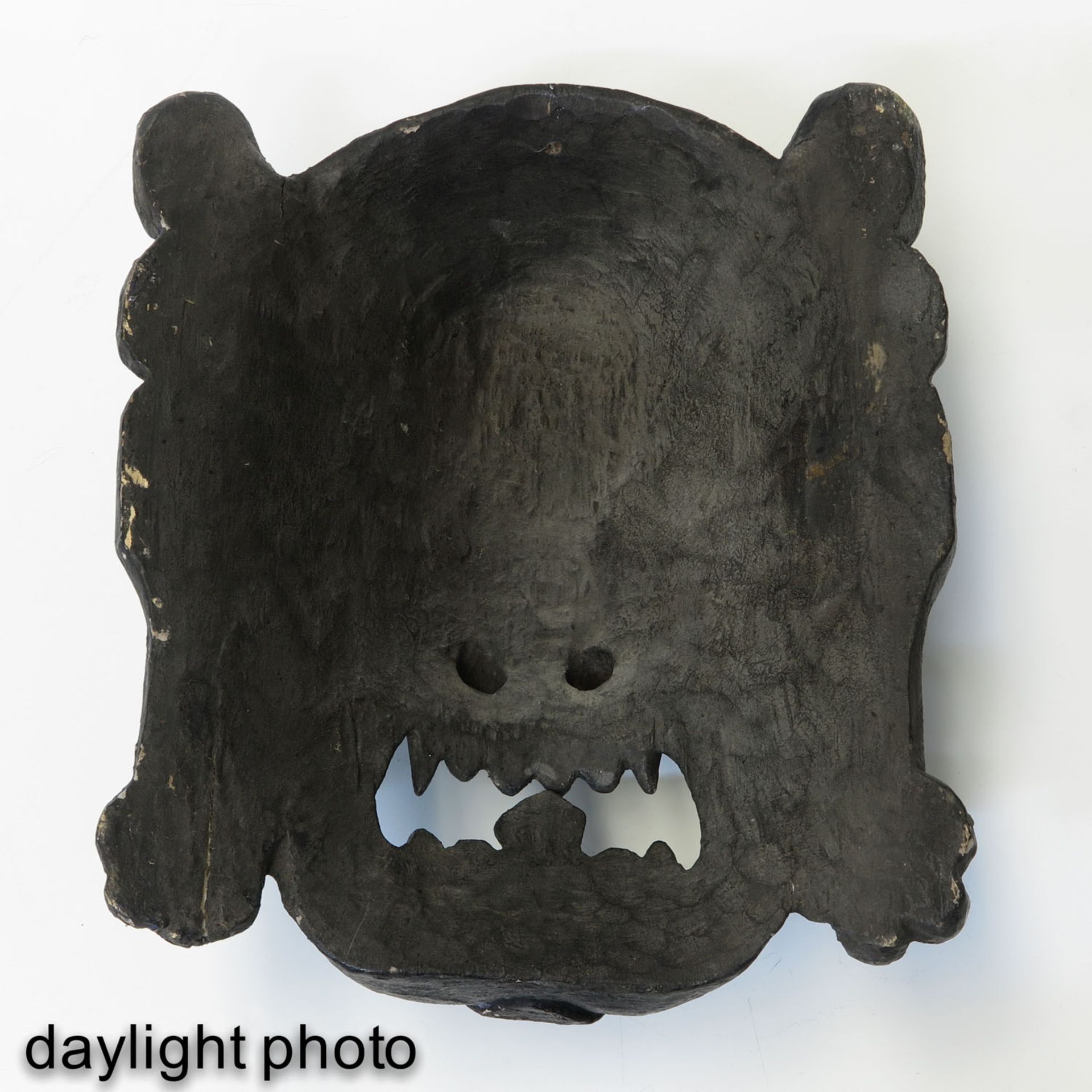 A Carved Wood Mask - Bild 4 aus 7