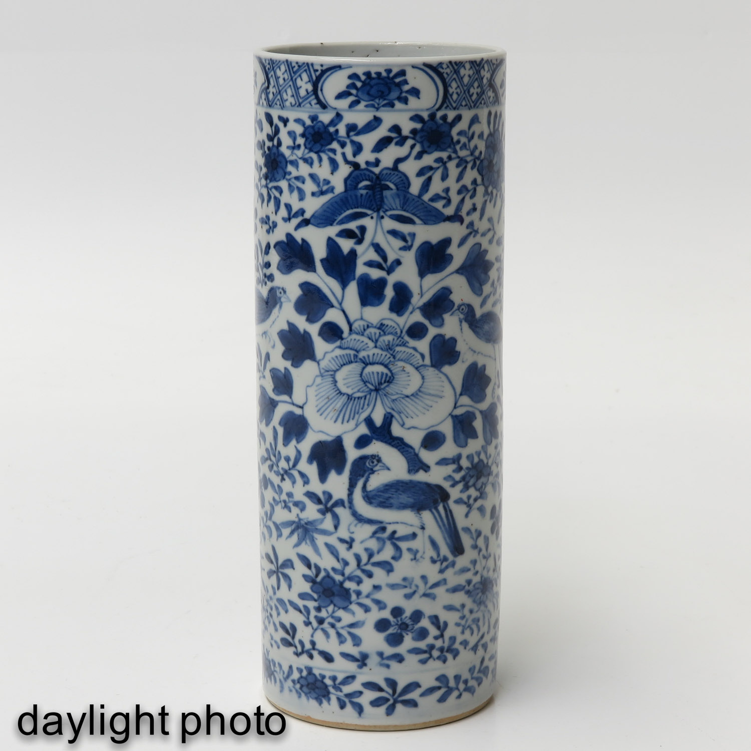 A Blue and White Vase - Image 7 of 9