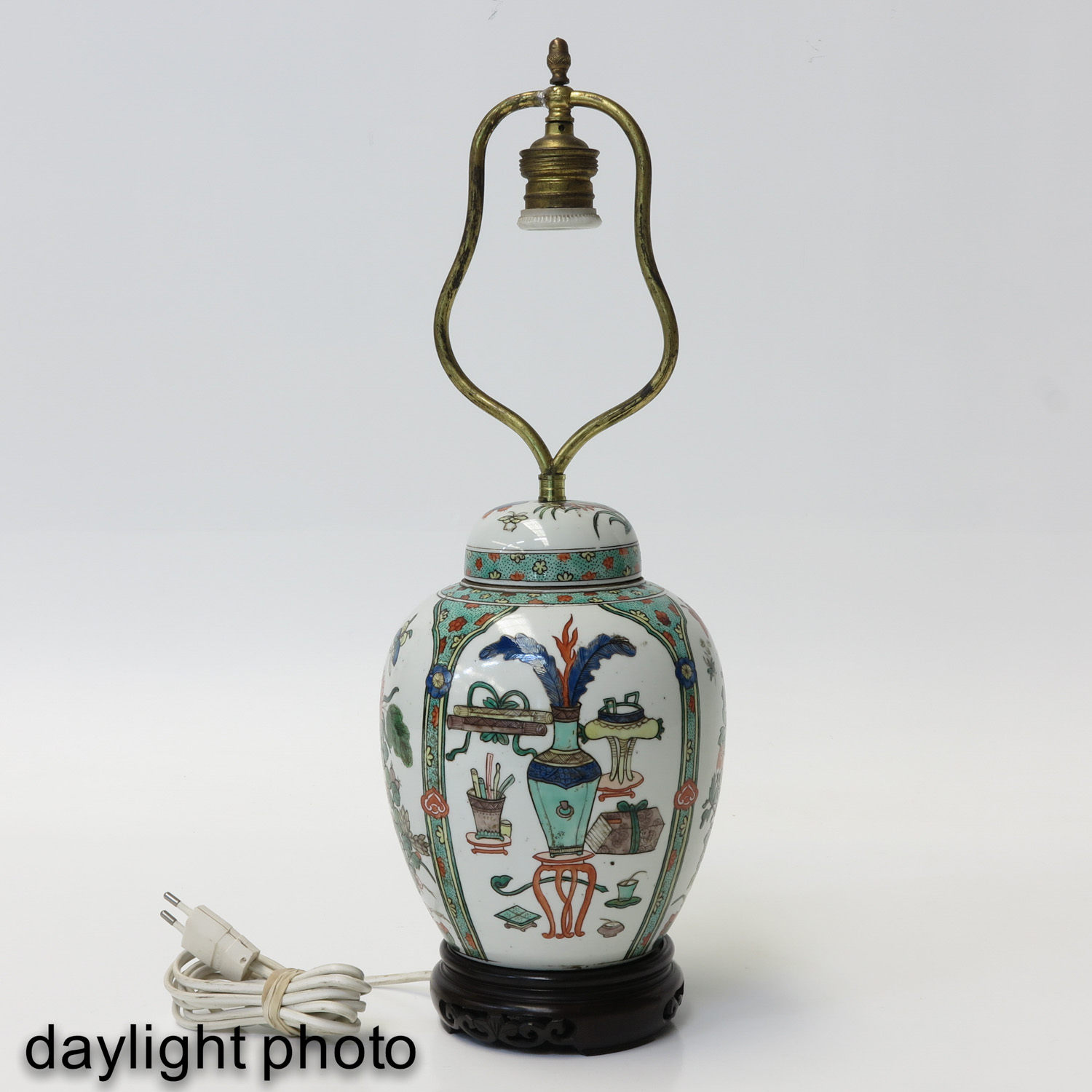 A Famille Verte Lamp - Image 7 of 9