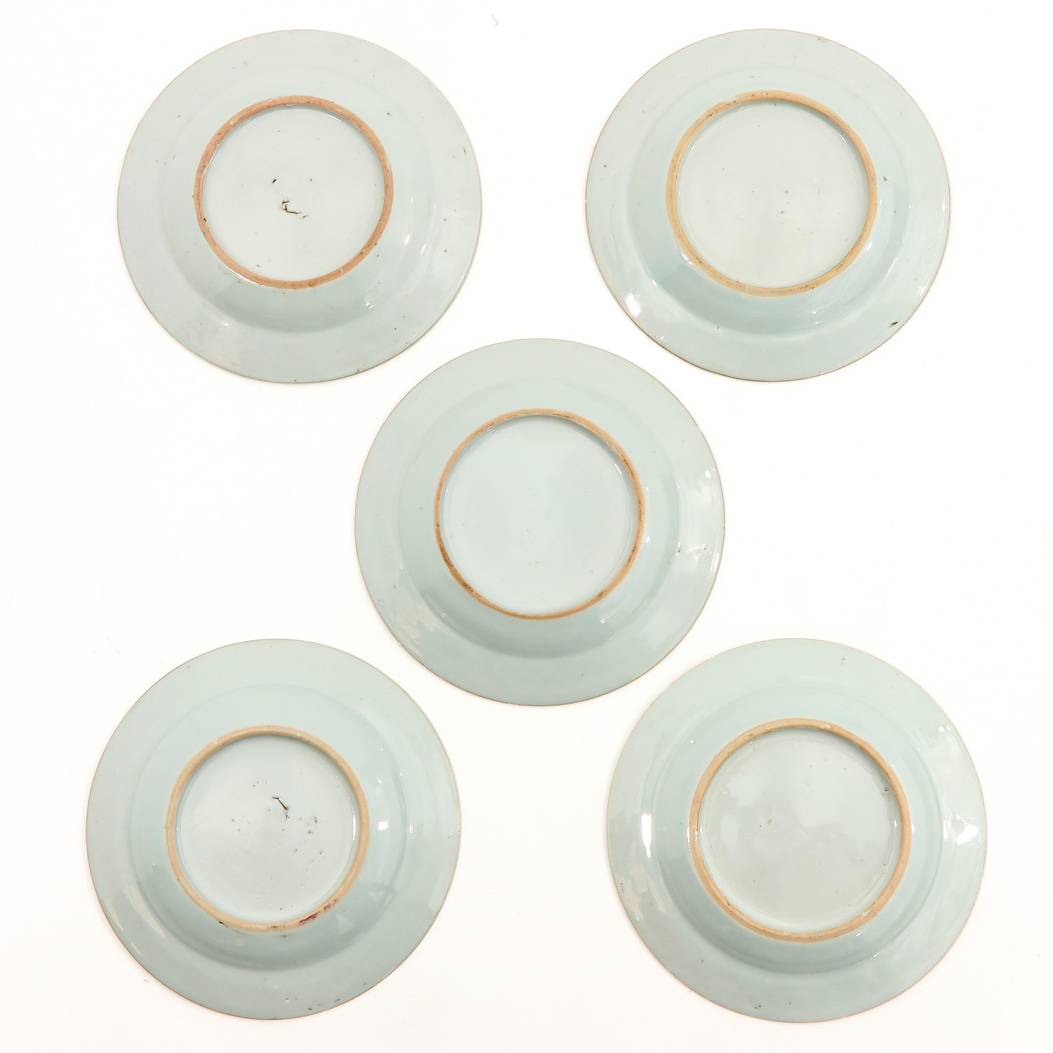 A Series of 5 Famille Rose Plates - Image 2 of 9