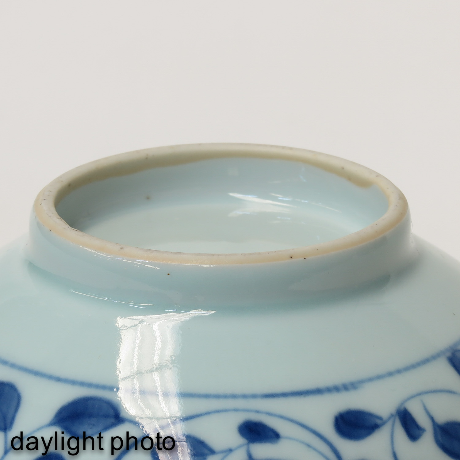 A Series of 3 Blue and White Bowls - Image 8 of 9