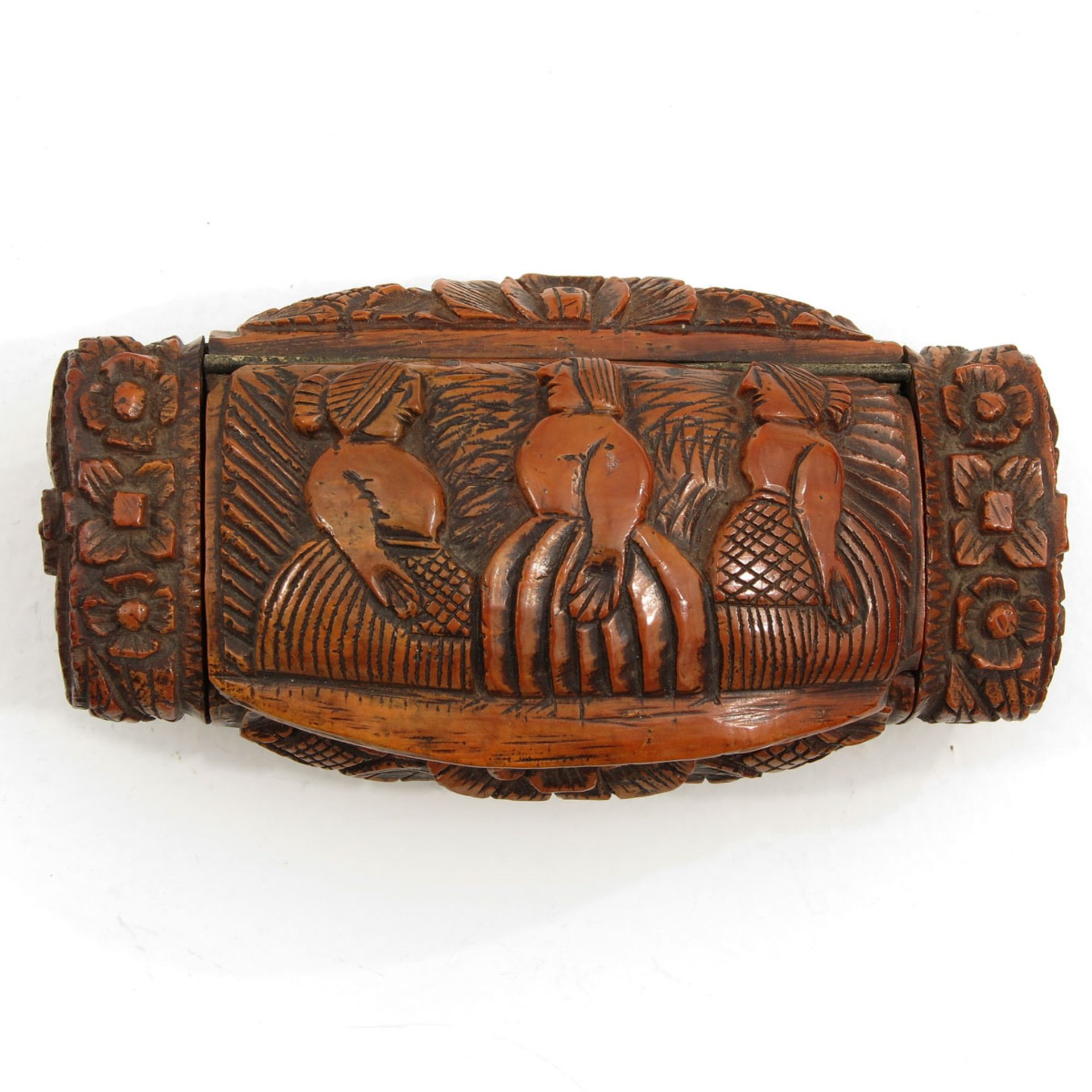 A Lot of 3 Carved Wood Snuff Boxes - Bild 8 aus 9