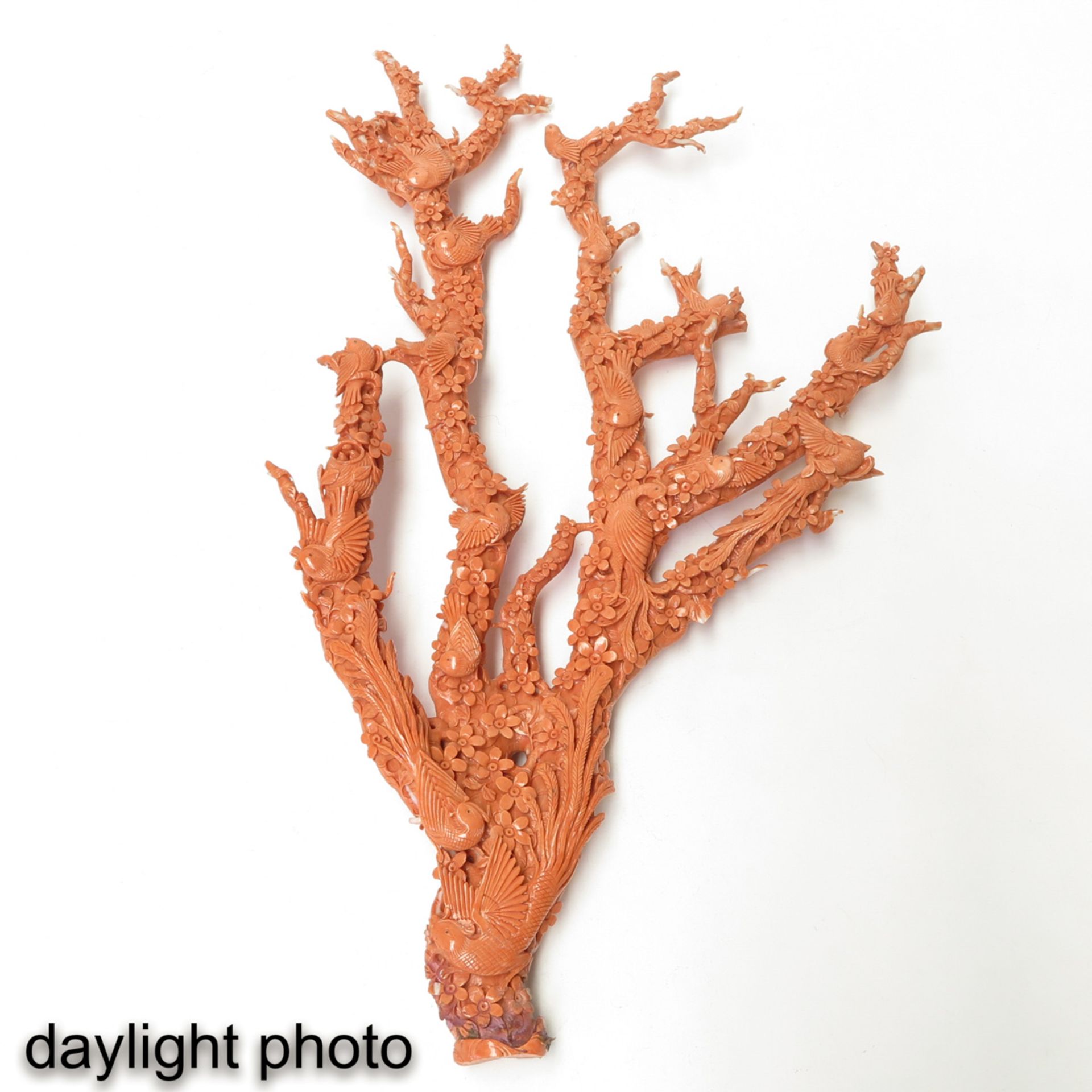 A Carved Red Coral Sculpture - Bild 7 aus 10
