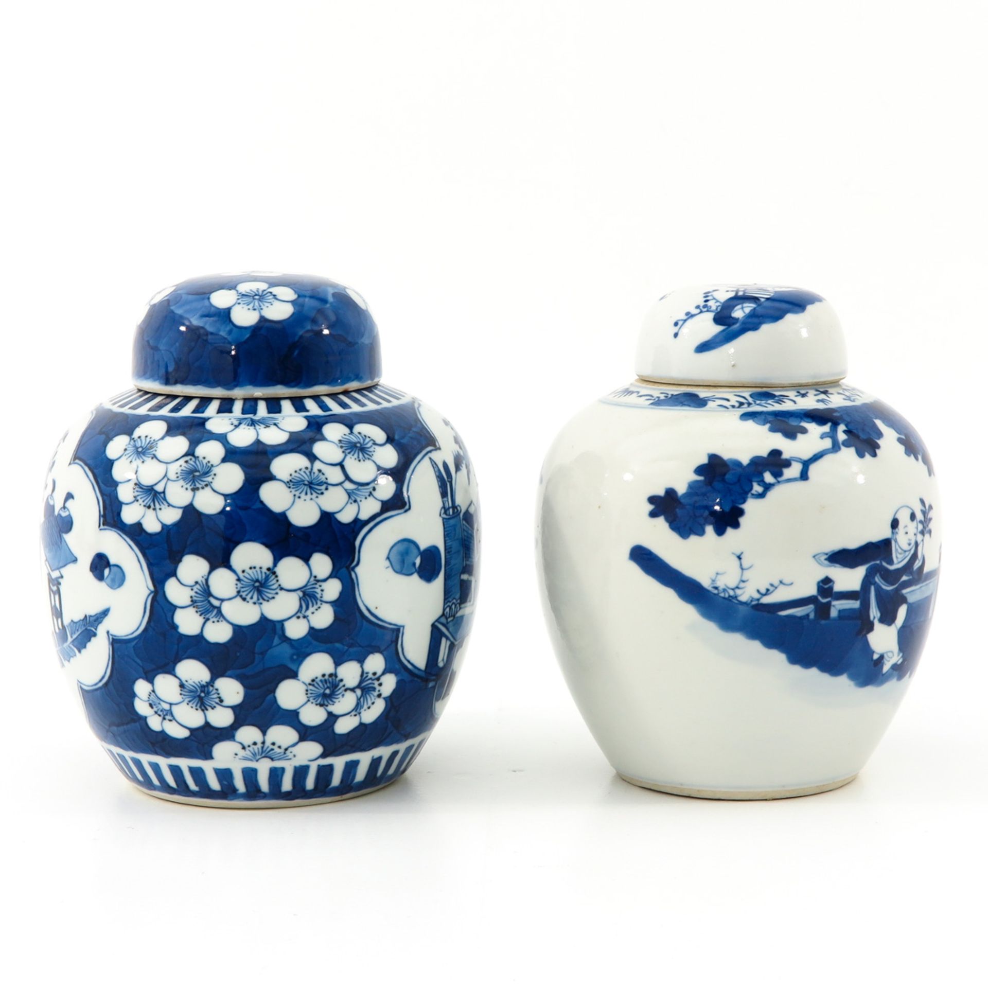 A Lot of 2 Blue and White Ginger Jars - Image 4 of 10