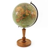 A Columbus Erdglobus Globe