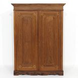 A 19th Century Oak 2 Door Cabinet
