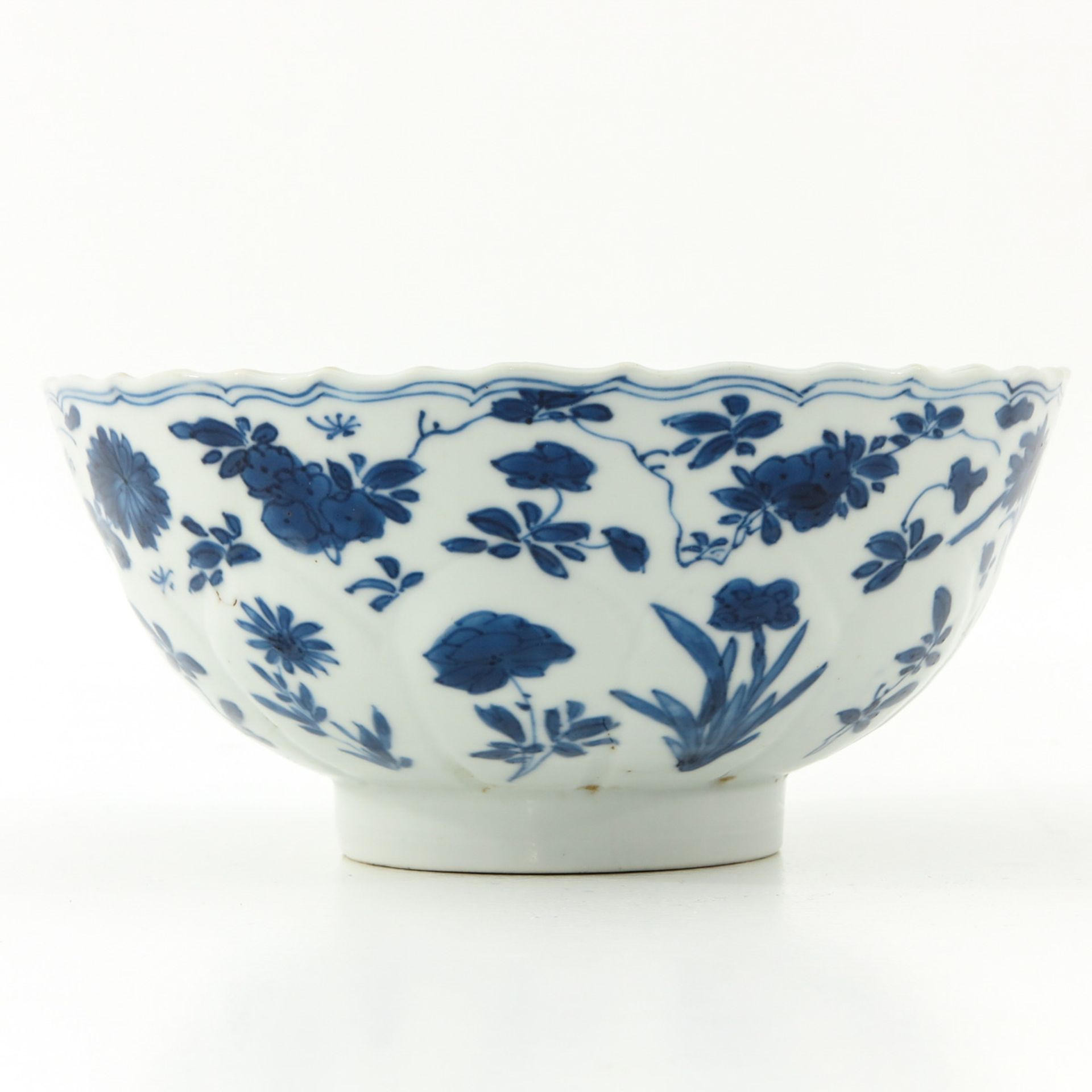 A Blue and White Bowl - Bild 4 aus 10
