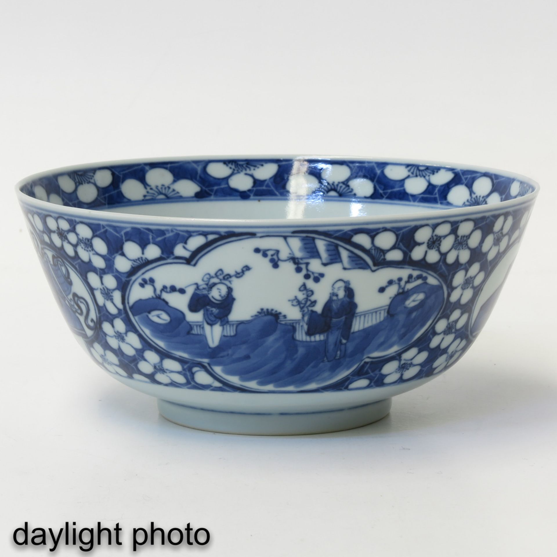 A Blue and White Bowl - Image 7 of 10