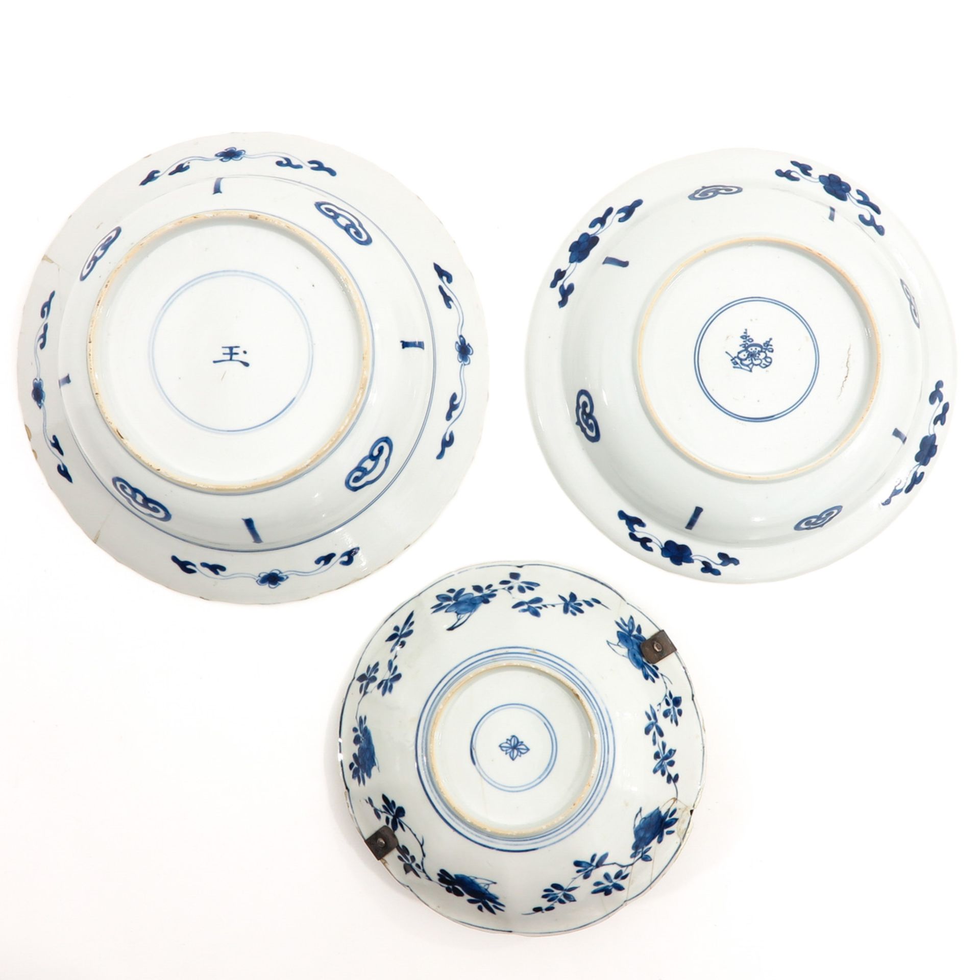 A Collection of Blue and White Porcelain - Bild 2 aus 10
