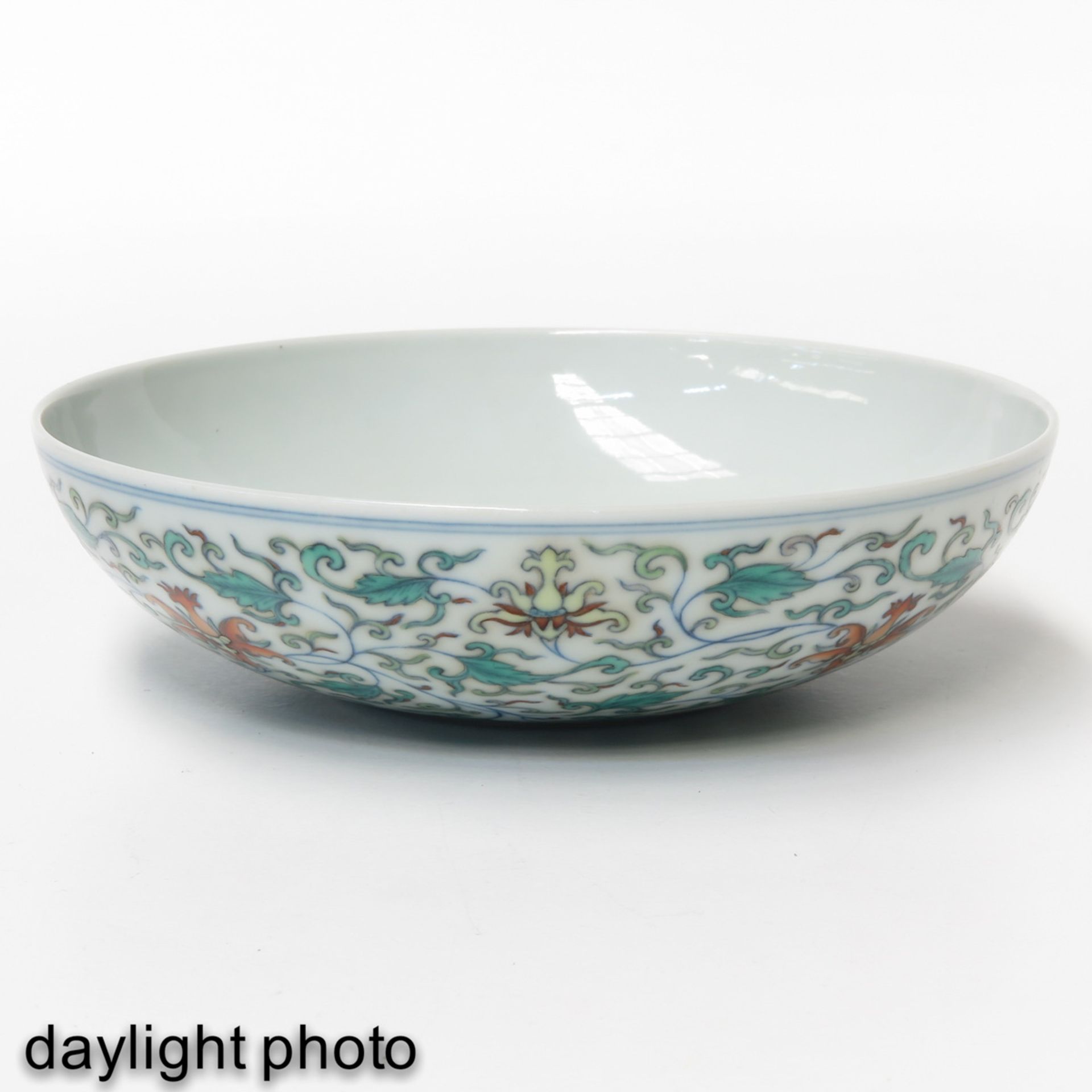 A Doucai Decor Bowl - Image 3 of 6