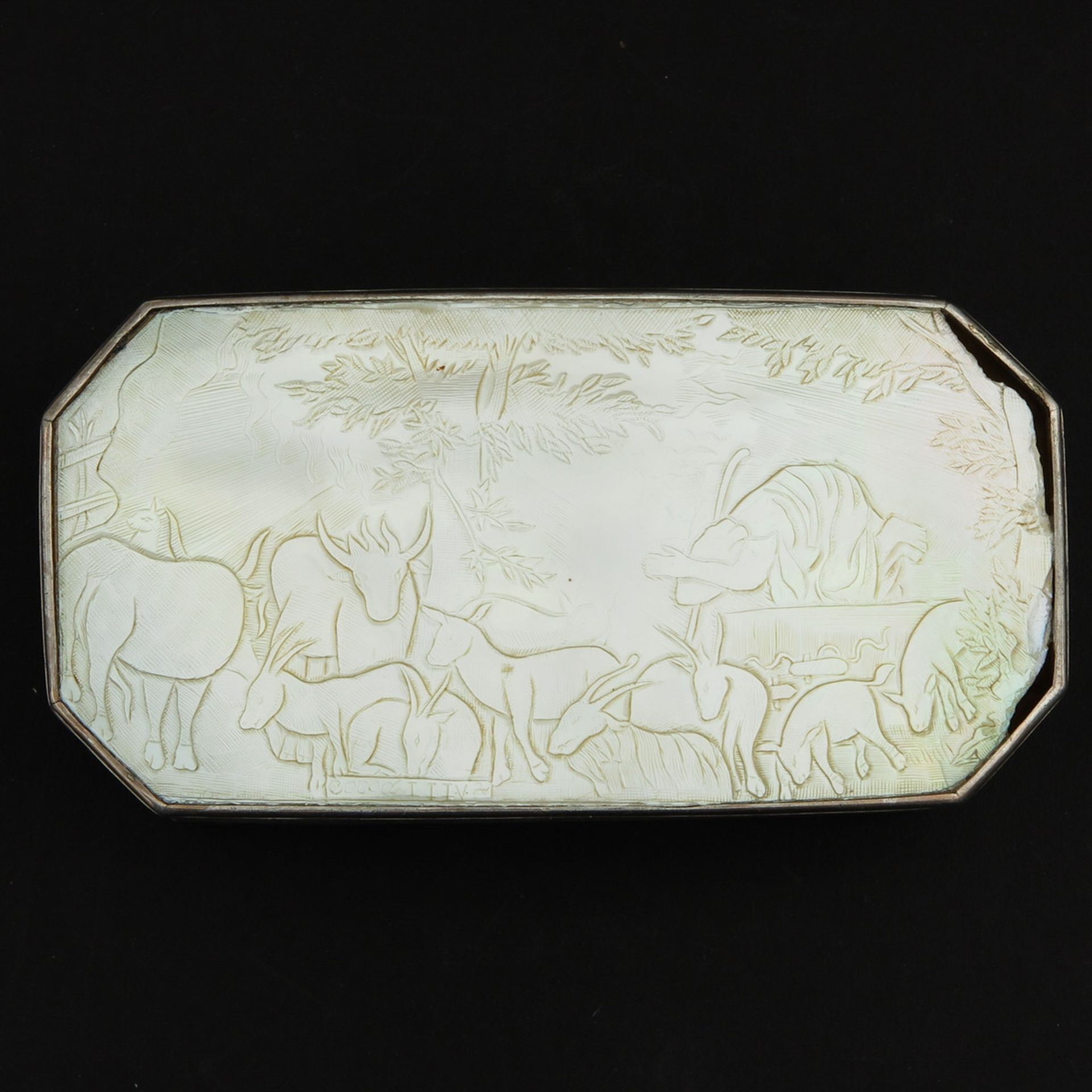 An 18th Century Silver Snuff Box - Bild 6 aus 9