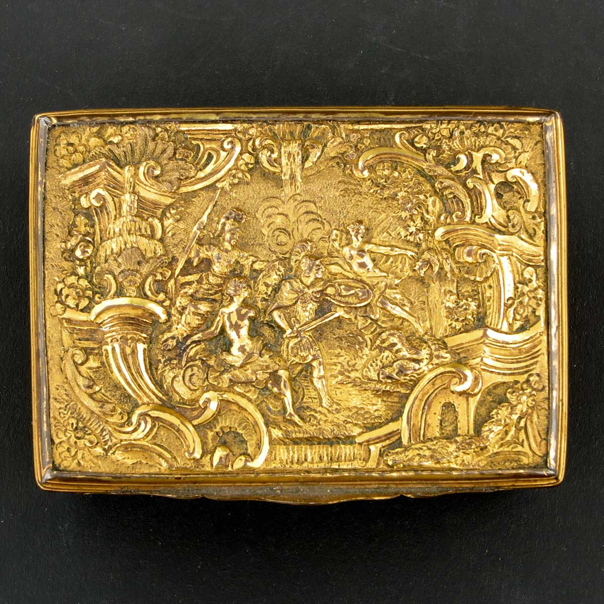 An 18th Century Gilt Snuff Box - Image 5 of 10