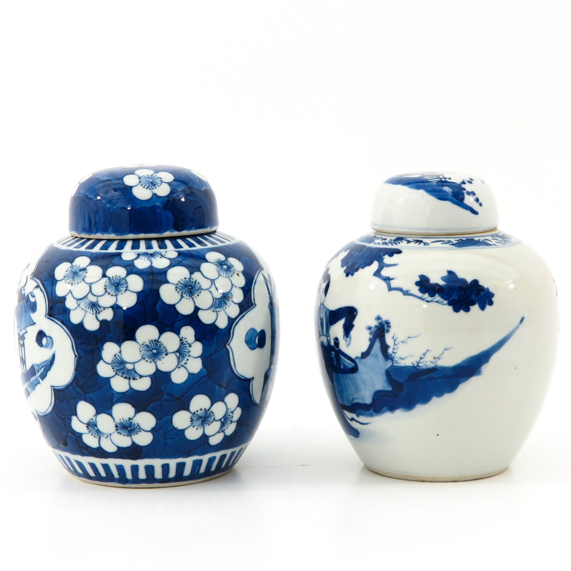 A Lot of 2 Blue and White Ginger Jars - Image 2 of 10