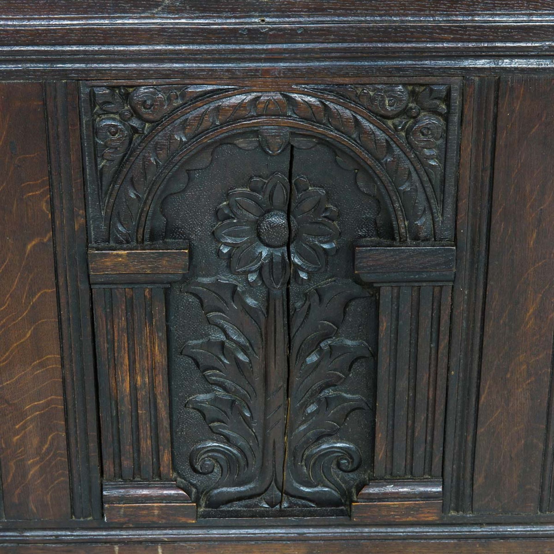 An 18th Century Oak Cabinet - Bild 9 aus 10