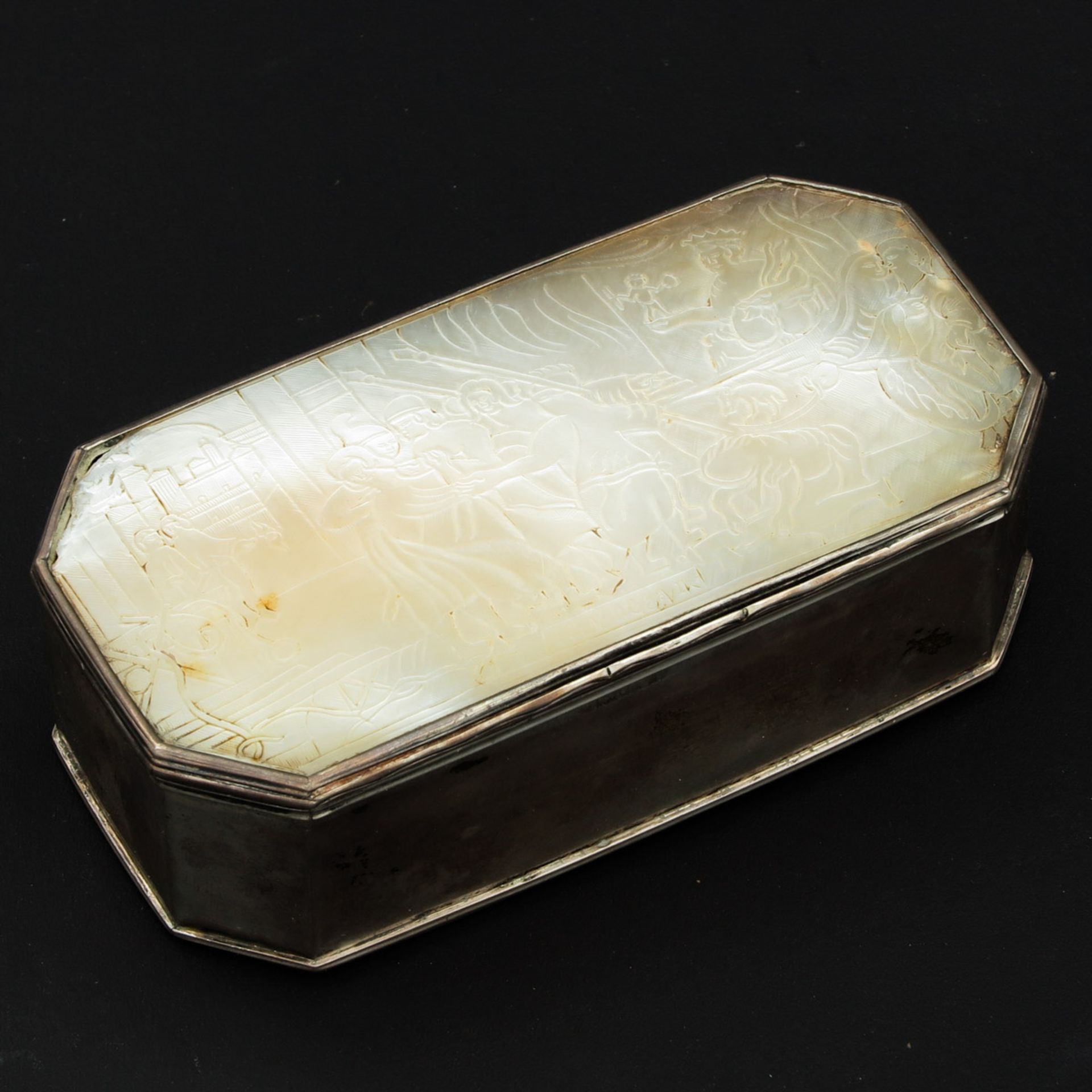An 18th Century Silver Snuff Box