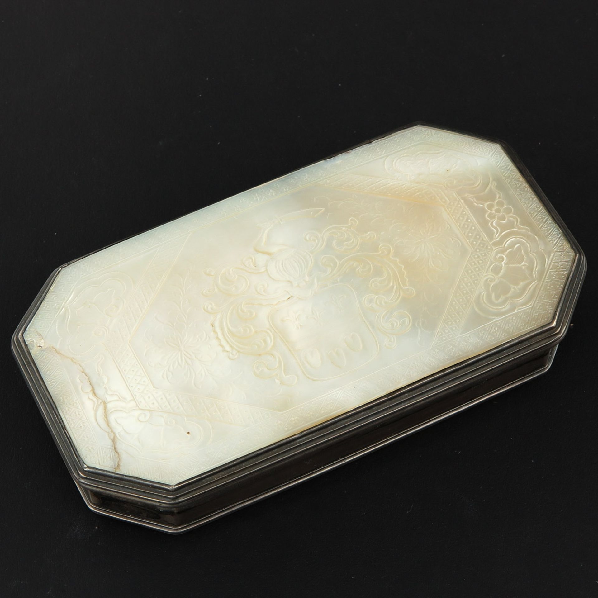 An 18th Century Snuff Box