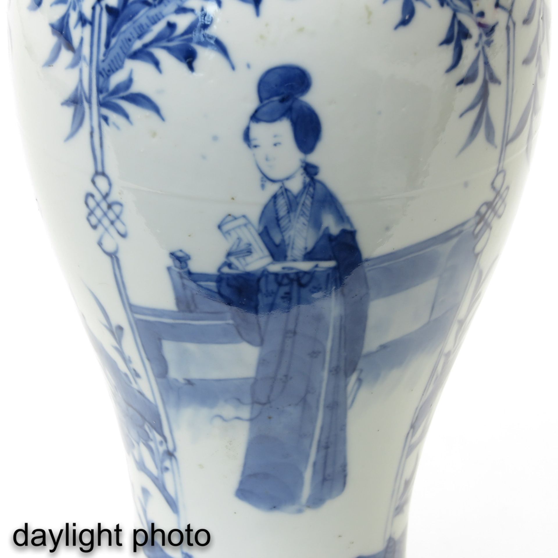 A Blue and White Lamp - Image 9 of 9