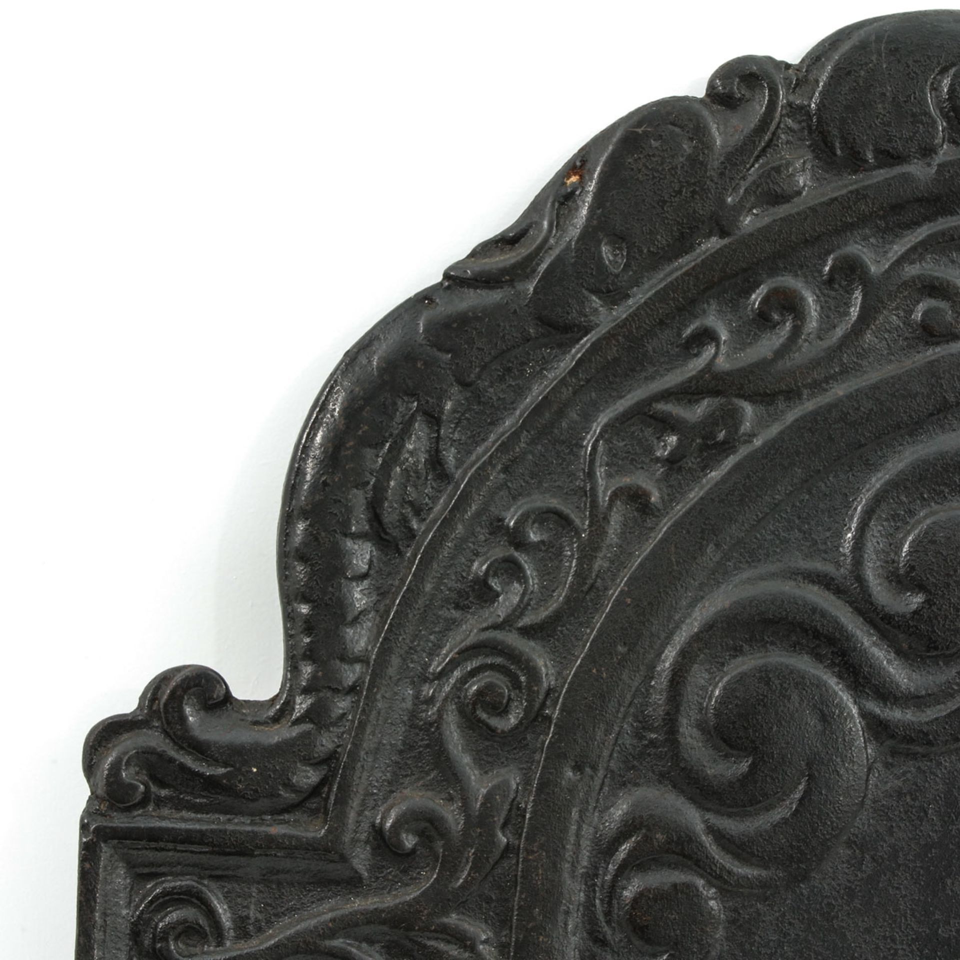 An 18th Century Cast Iron Plate - Bild 5 aus 5