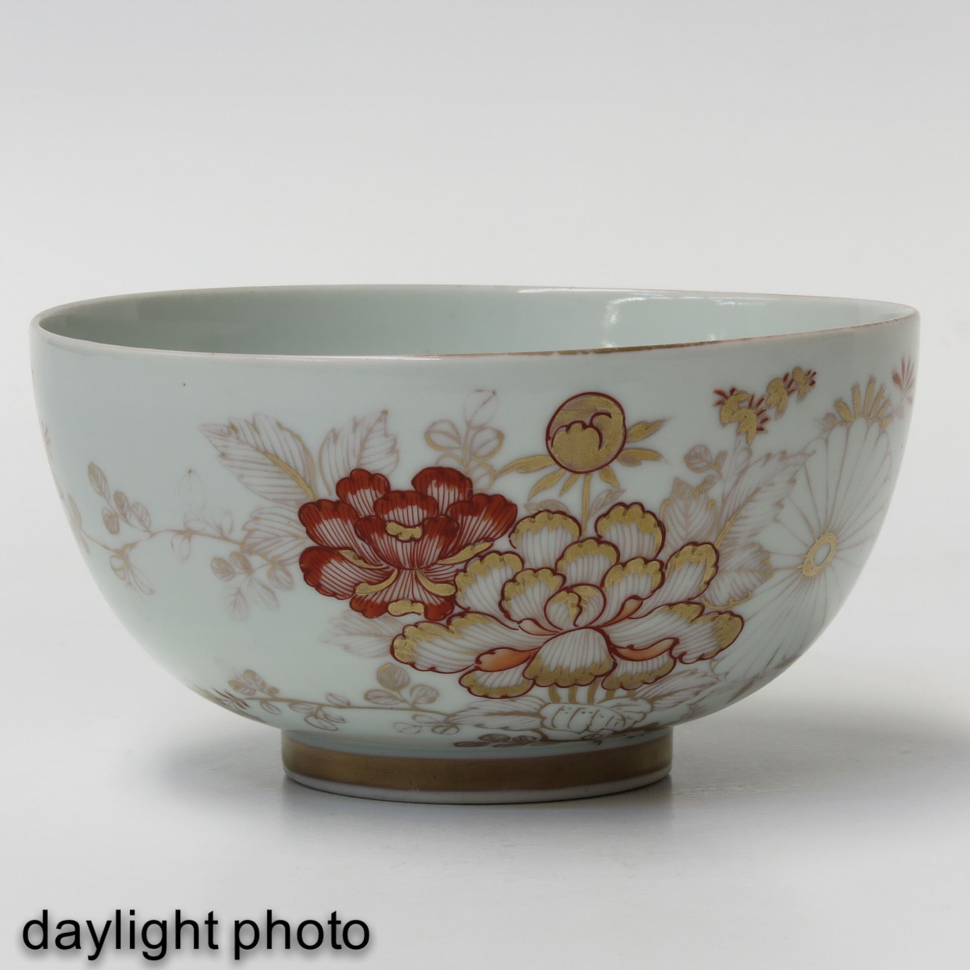 A Milk and Blood Decor Bowl - Image 7 of 9