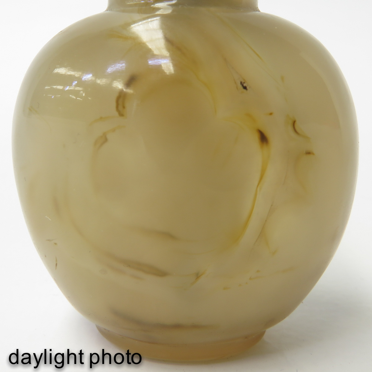 A Collection of 5 Snuff Bottles - Image 10 of 10