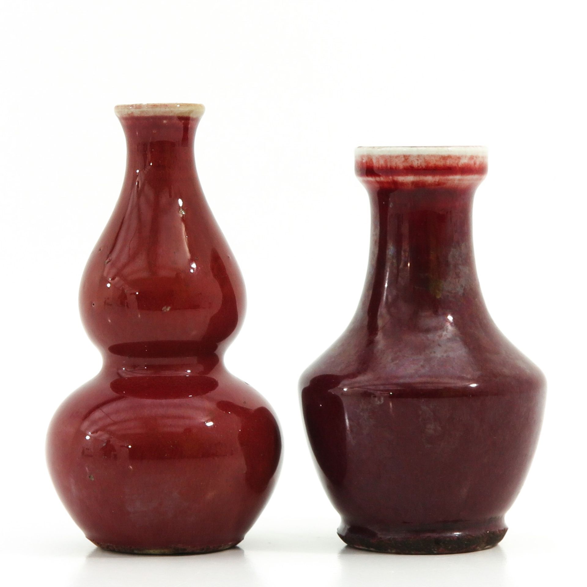 A Lot of 2 Sang de Boeuf Vases - Image 3 of 9