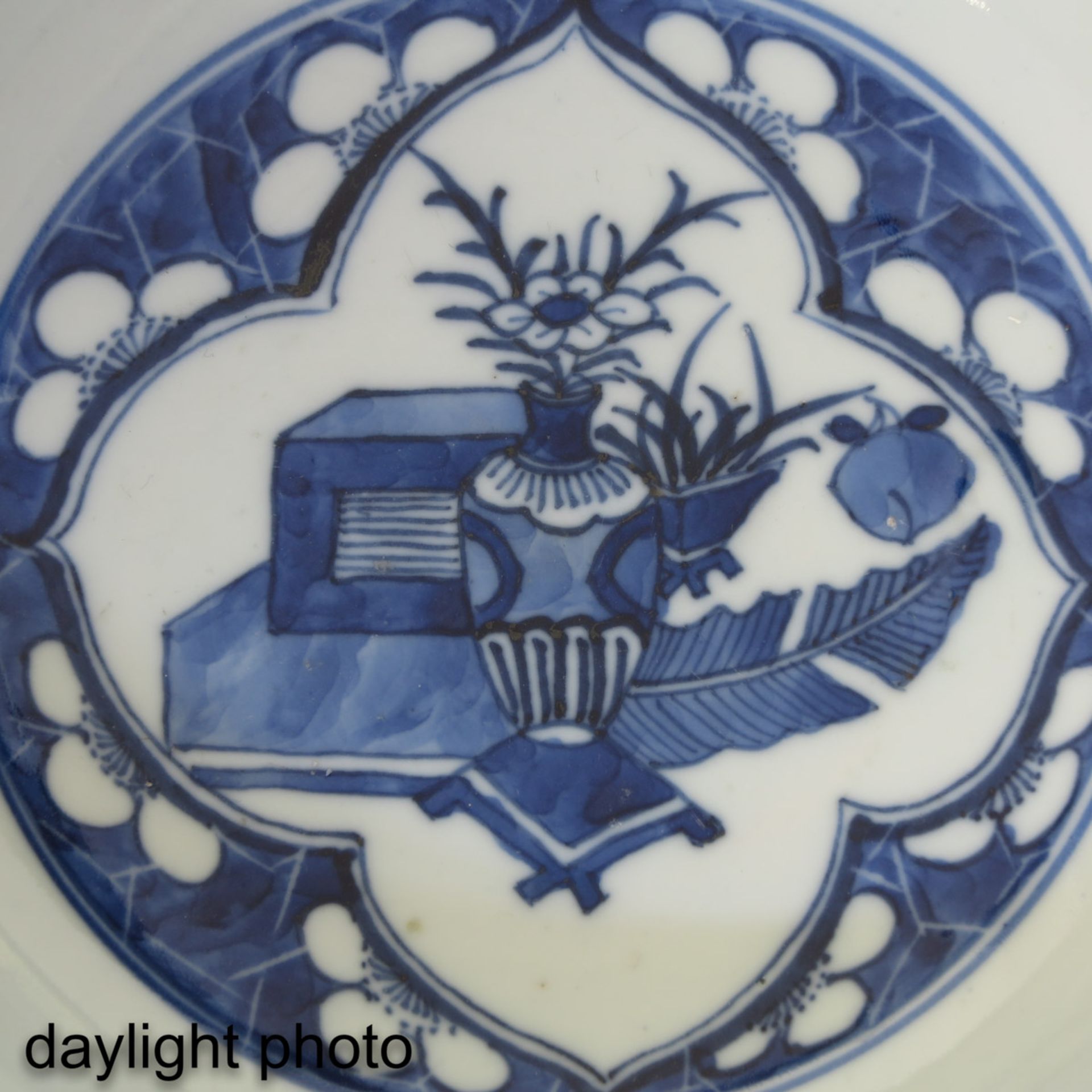 A Blue and White Bowl - Image 10 of 10