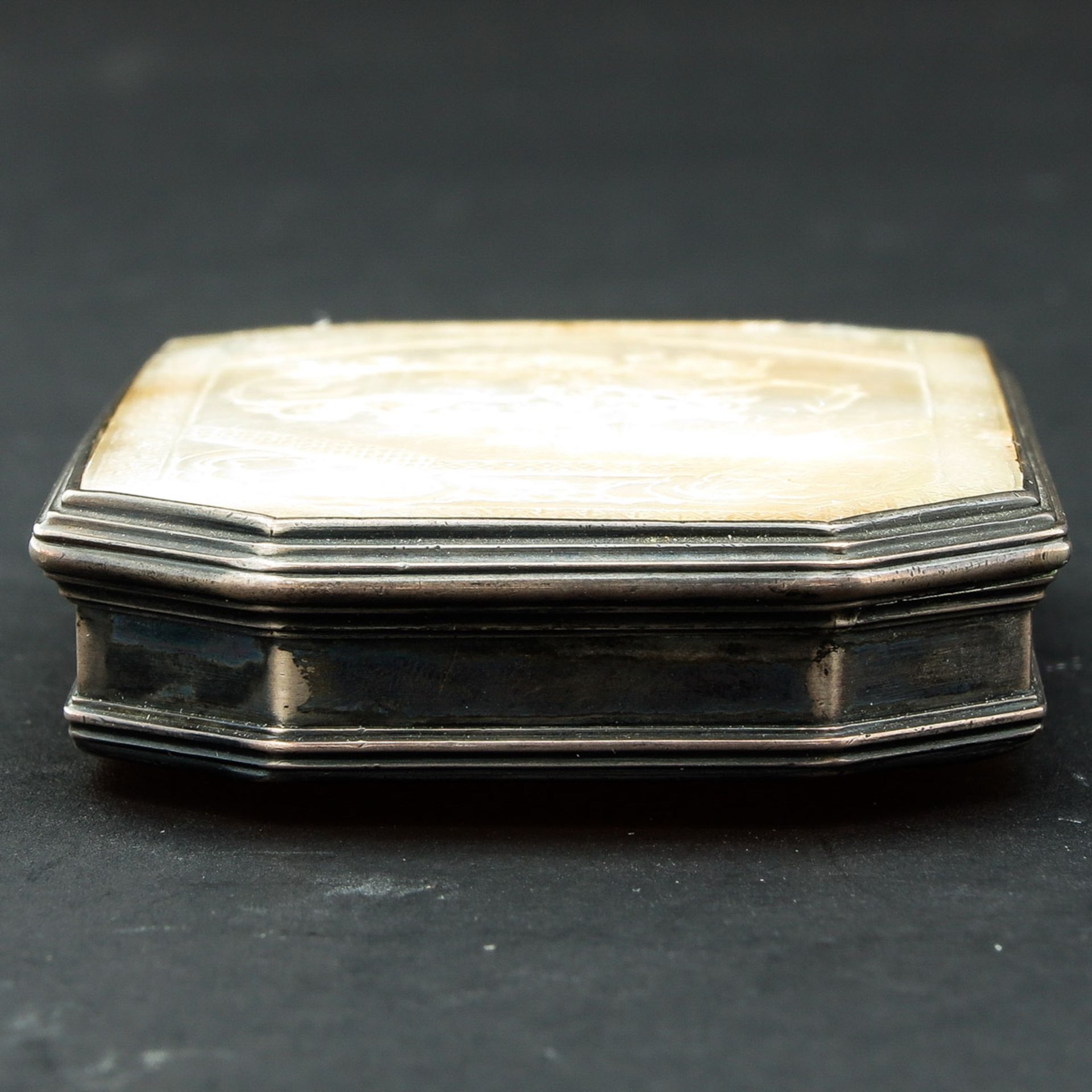 An 18th Century Snuff Box - Bild 2 aus 10