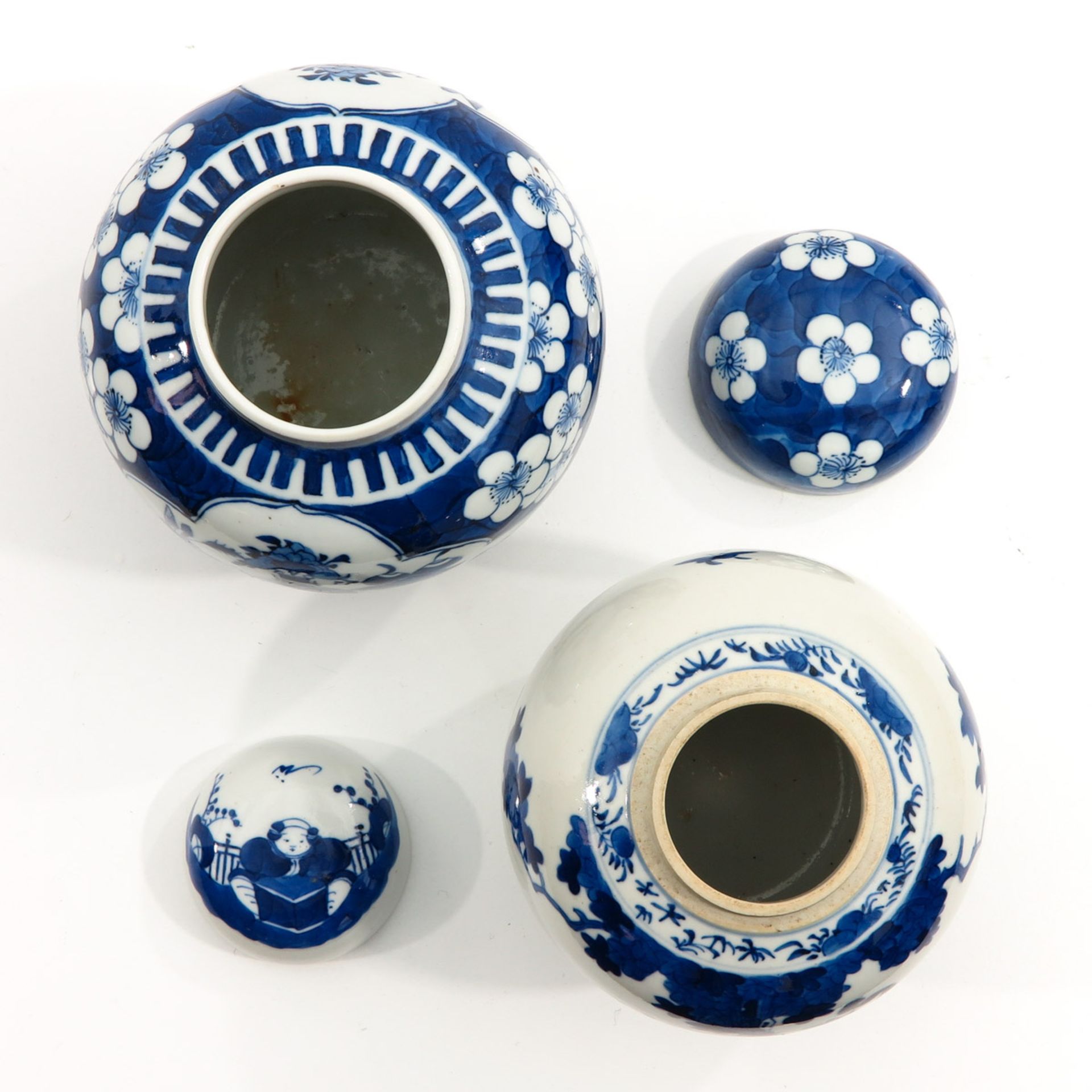 A Lot of 2 Blue and White Ginger Jars - Image 5 of 10