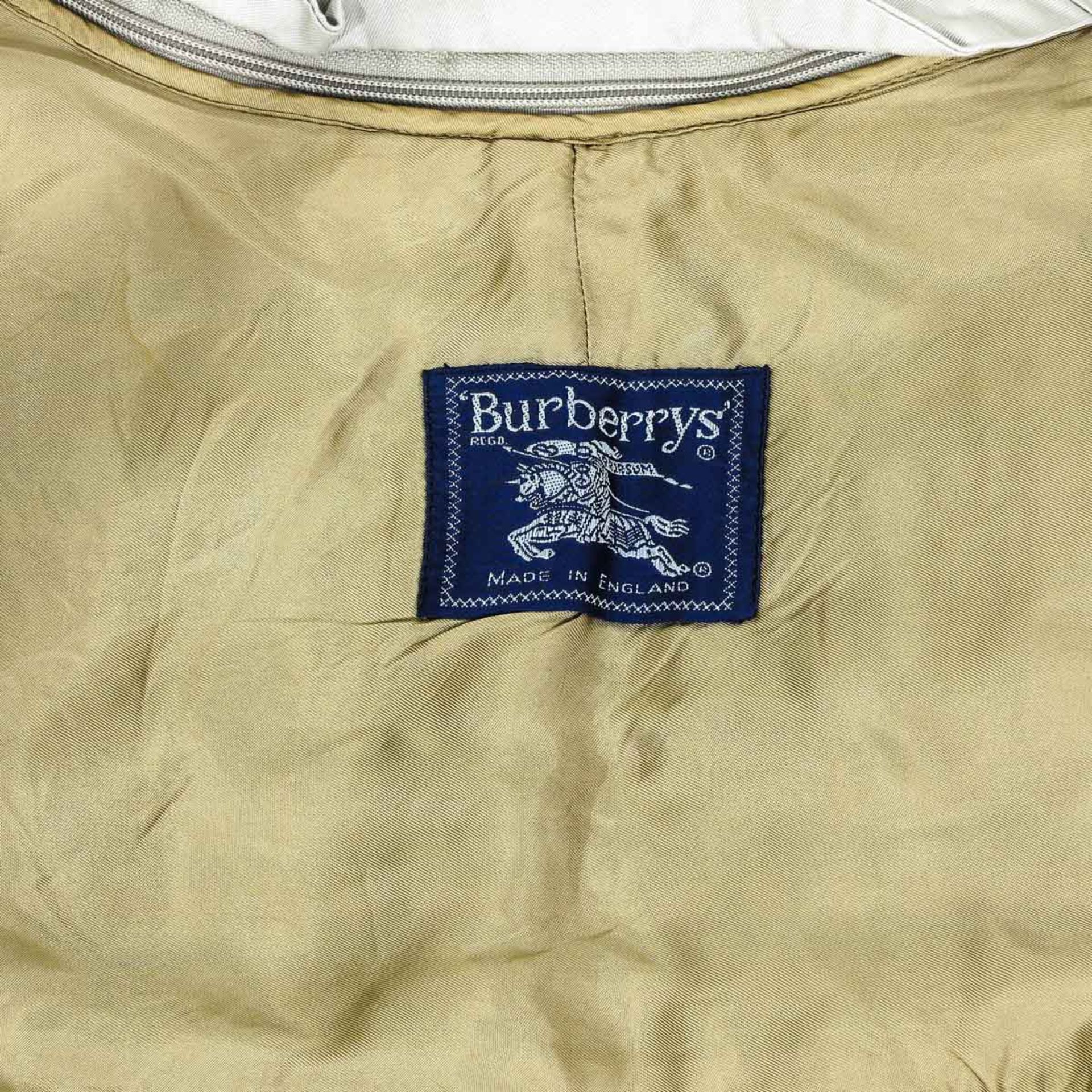 A Burberry's Rain Jacket - Bild 8 aus 10