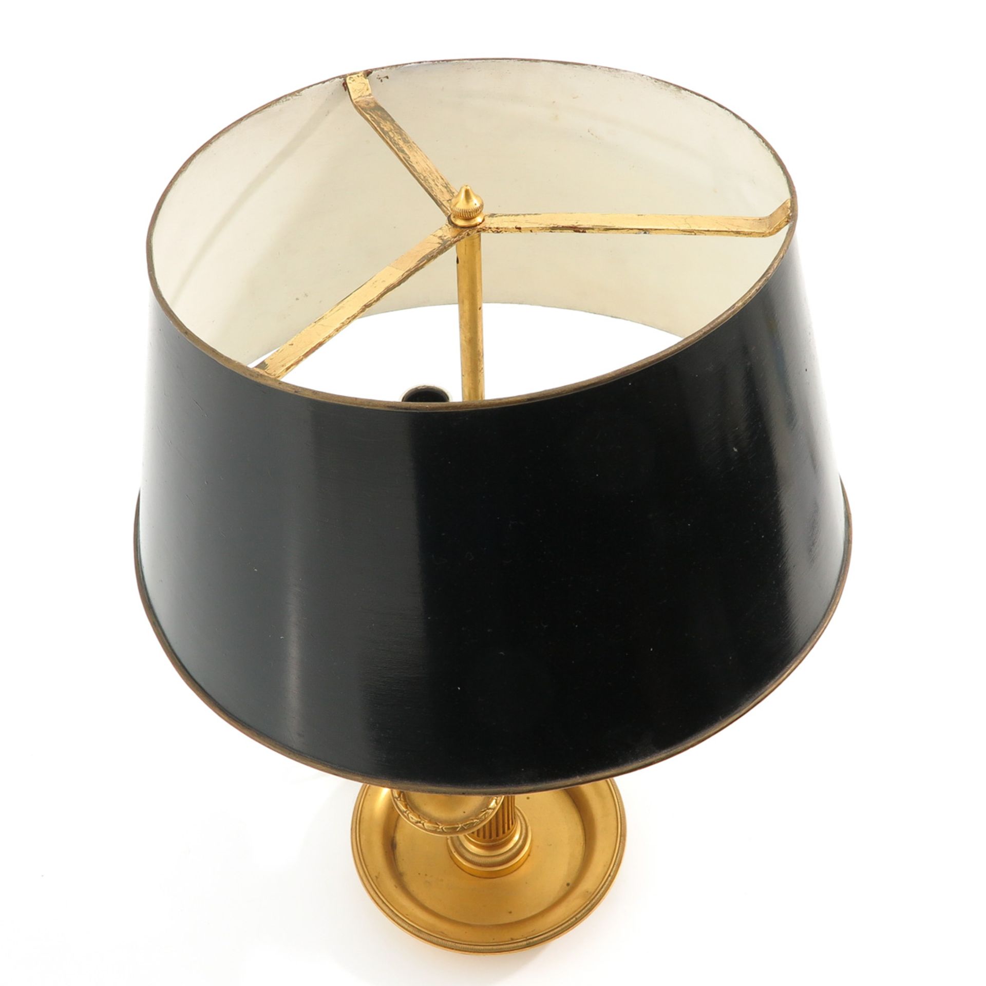 A Table Lamp with Brass Shade - Image 8 of 9
