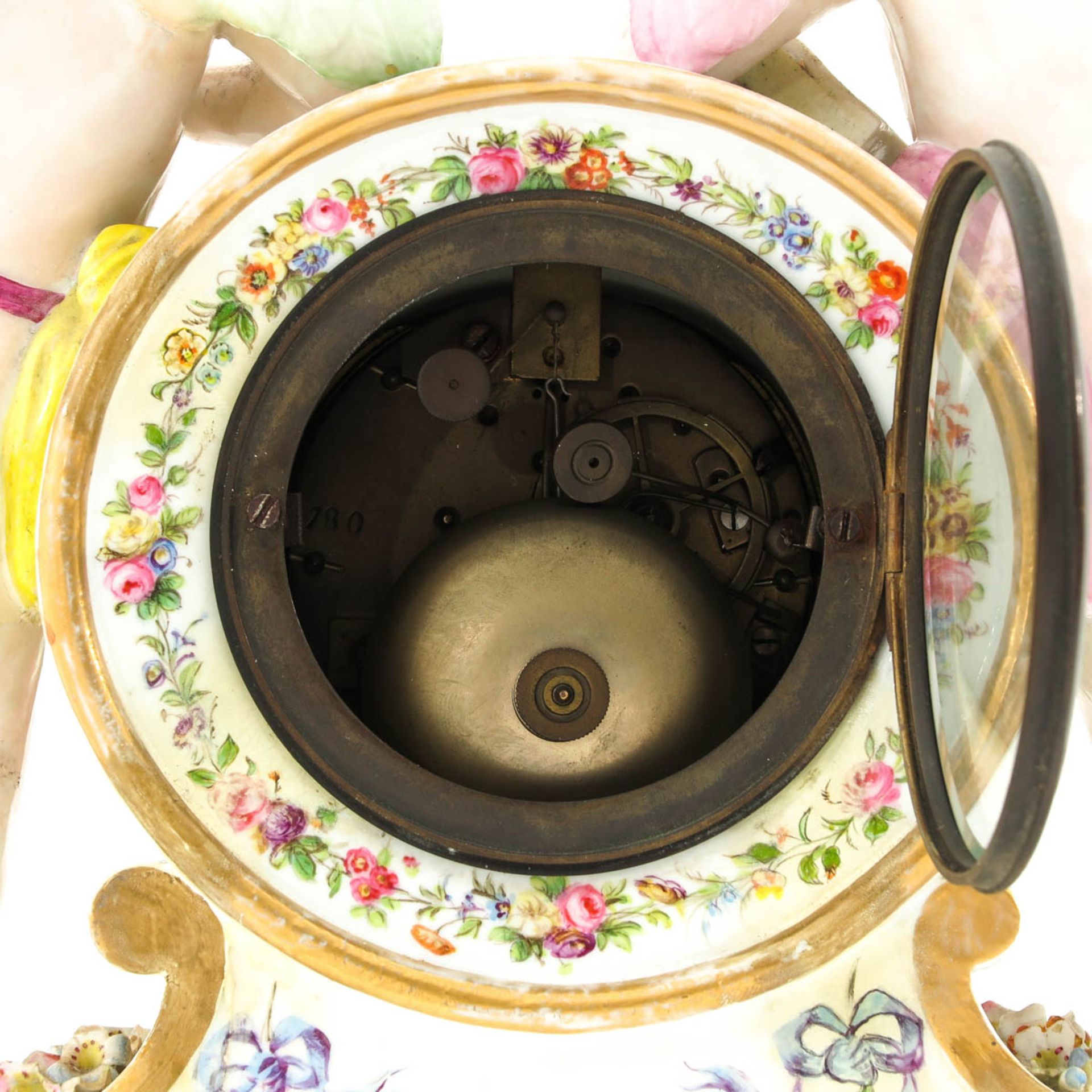 A 19th Century Porcelain Pendule - Bild 7 aus 10