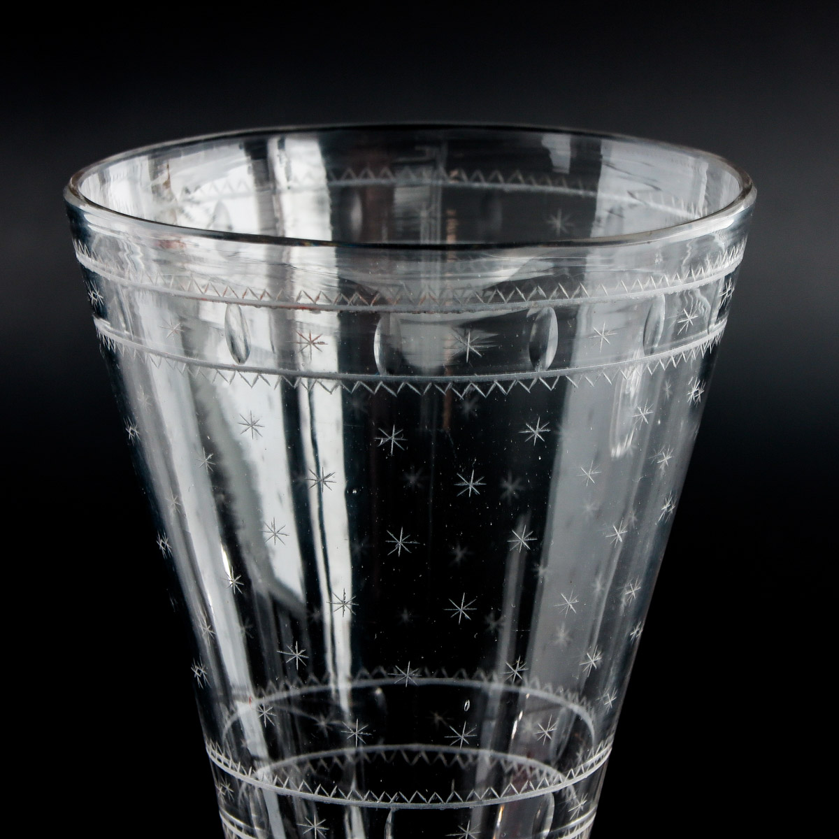 A Set of 3 19th Century Cut Crystal Wine Glasses - Image 8 of 8