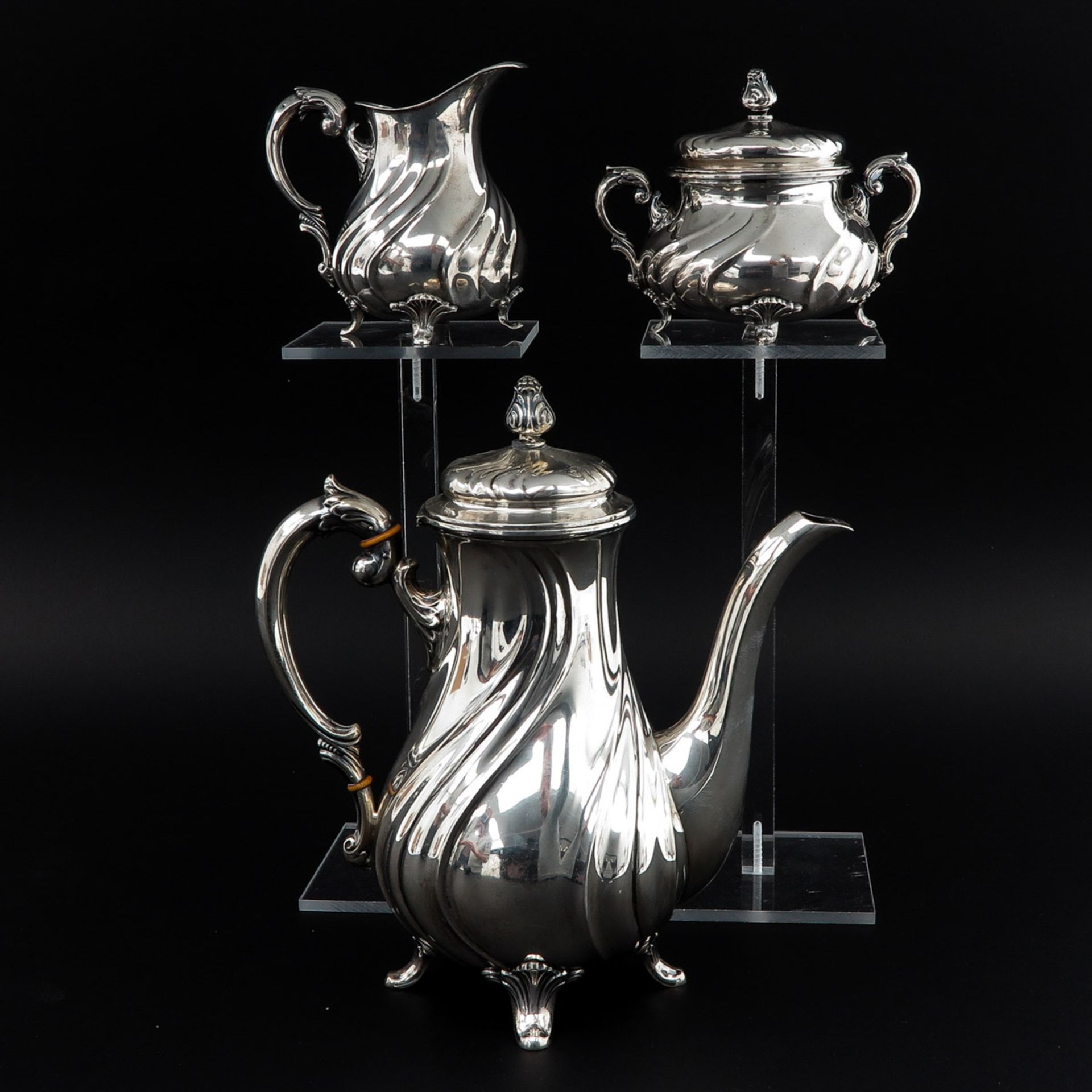 A Silver 3 Piece Coffee Service - Bild 3 aus 8