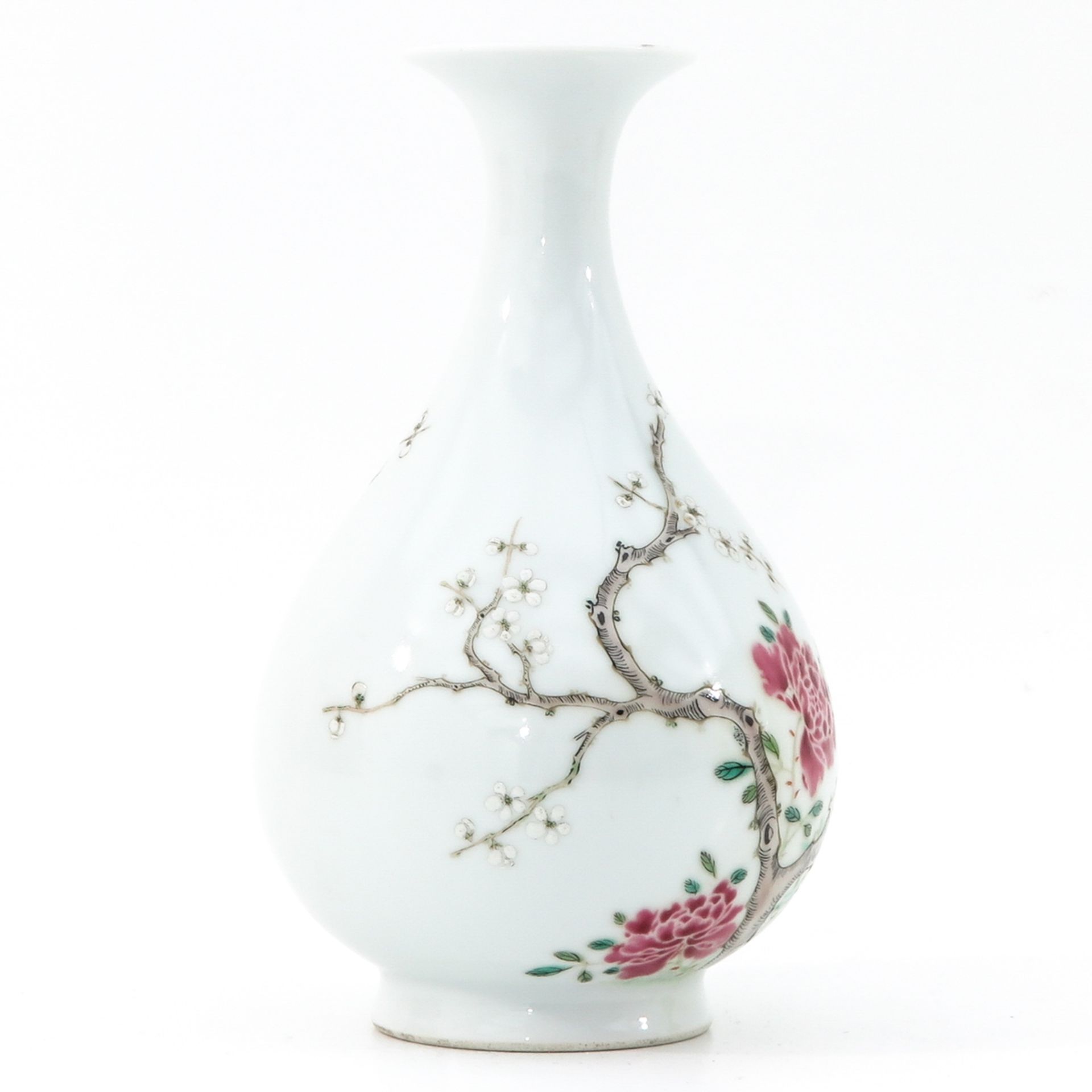 A Famille Rose Vase - Image 4 of 9