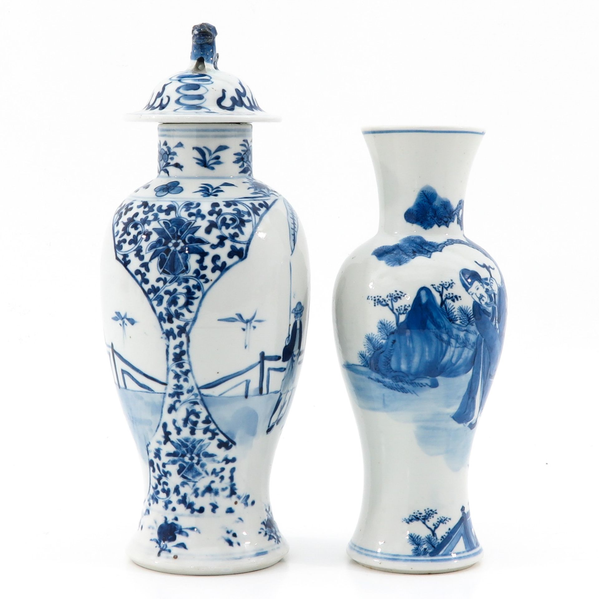 A Lot of 2 Vases - Image 4 of 9