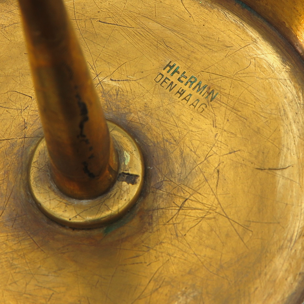 A Set of 6 Yellow Copper Altar Candlesticks - Image 8 of 8