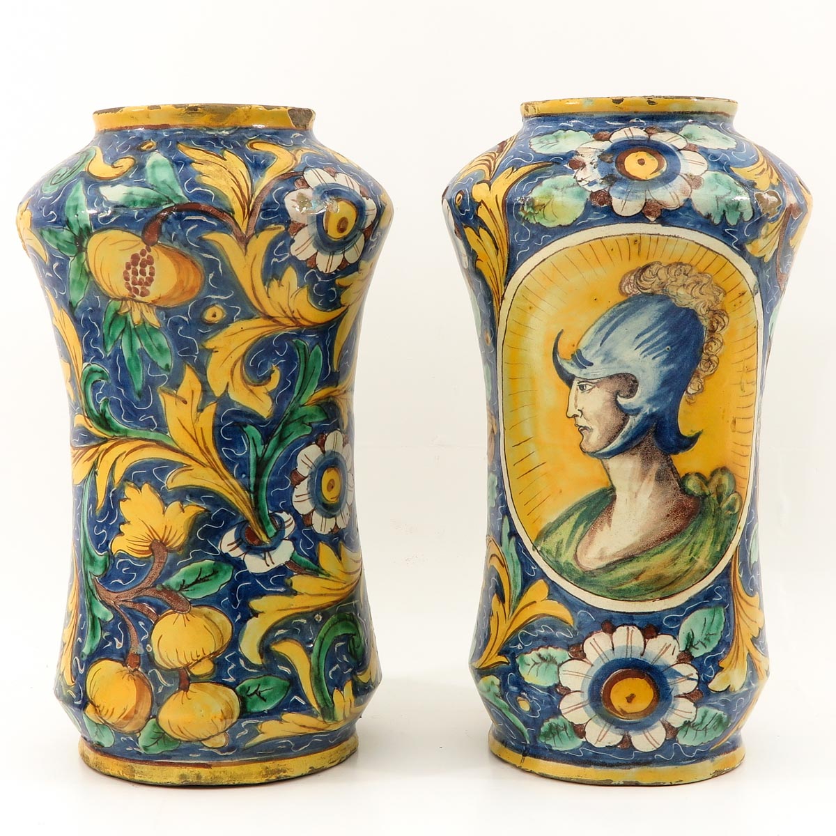 A Pair of 17th Century Italian Apothecary Jars - Image 3 of 9