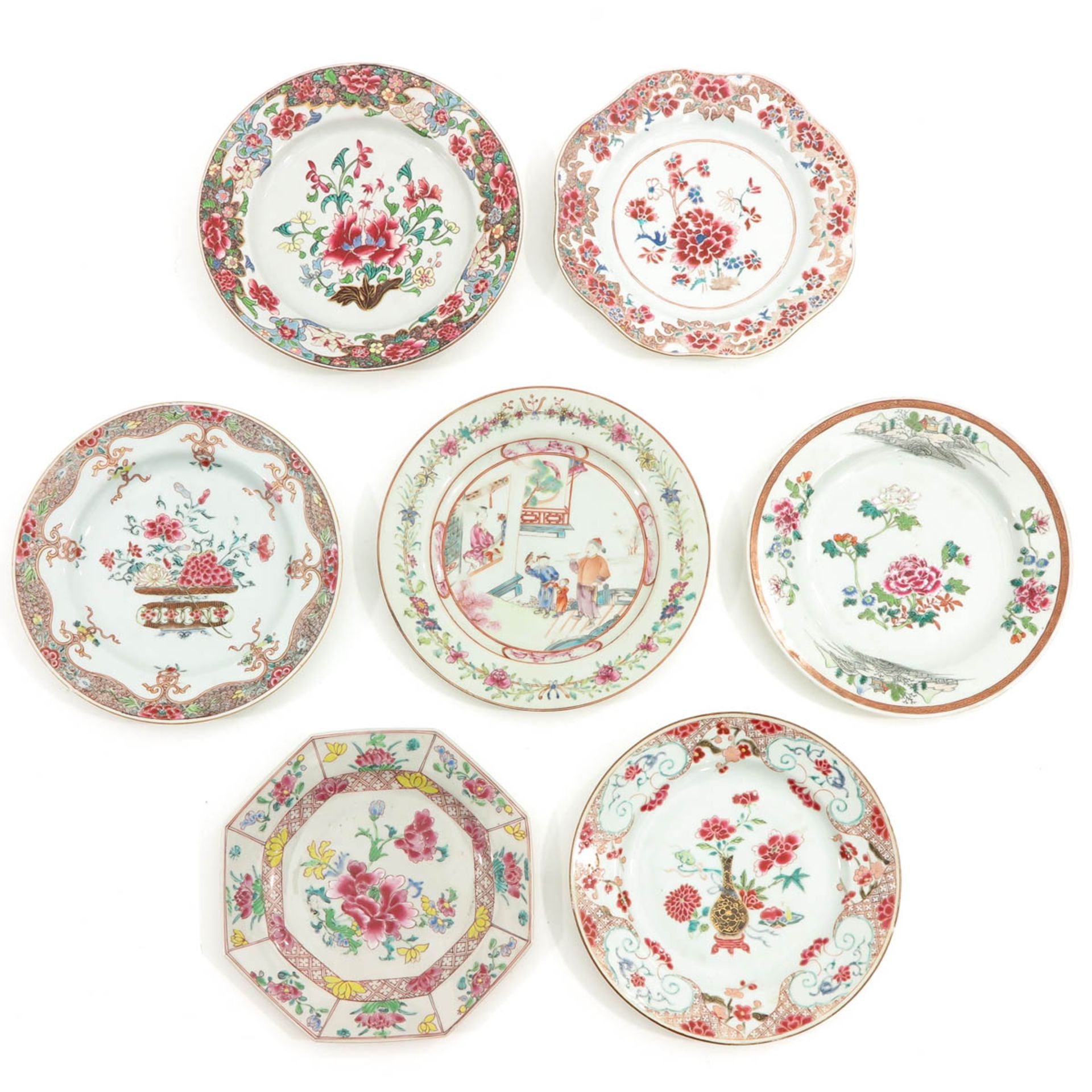 A Collection of 7 Famille Rose Plates