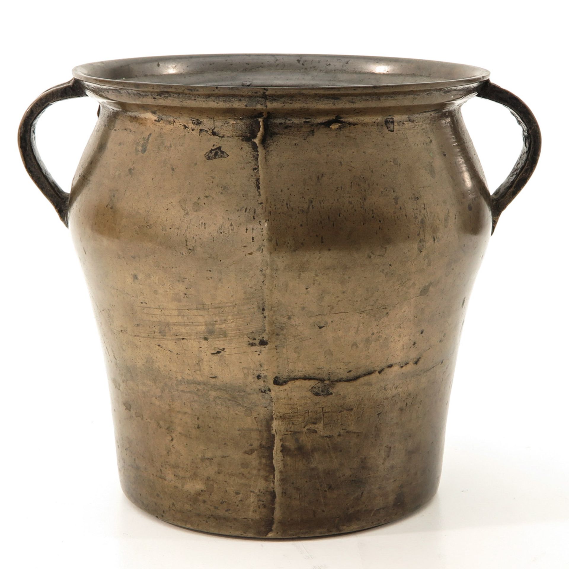 A Bronze Pot