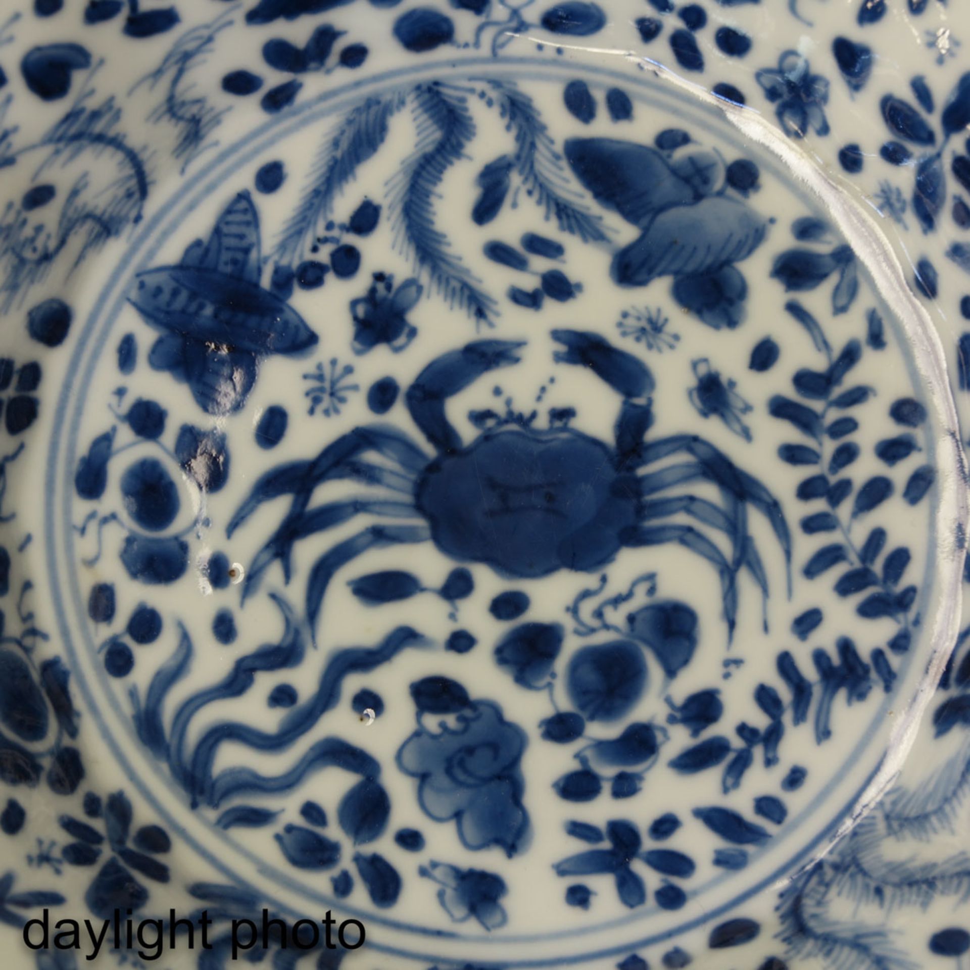 A Lot of 3 Blue and White Plates - Bild 6 aus 7